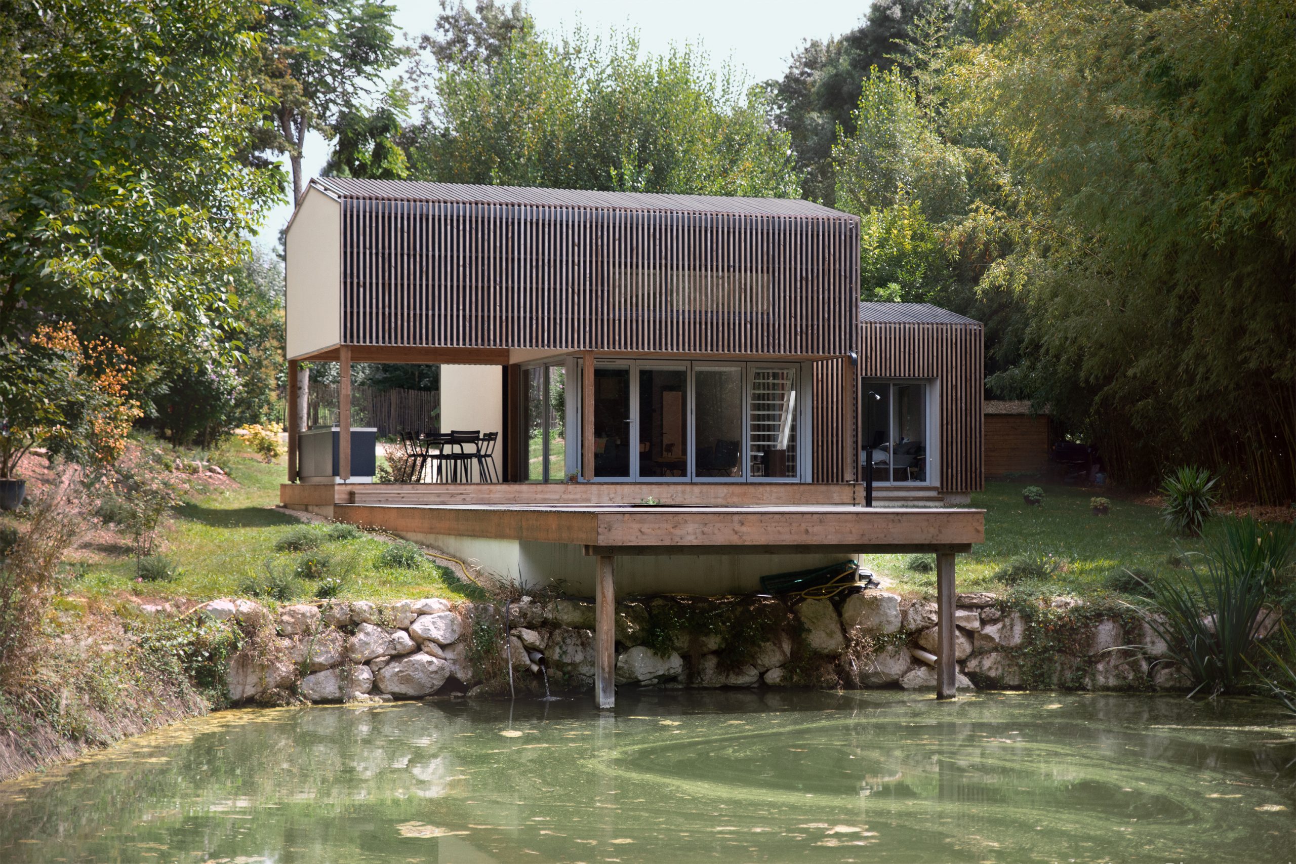maison architecte au bord d maison architecte au bord d'un lac