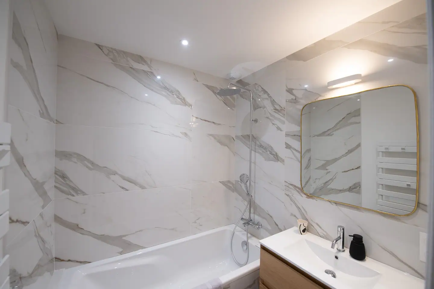 salle de bain marbre