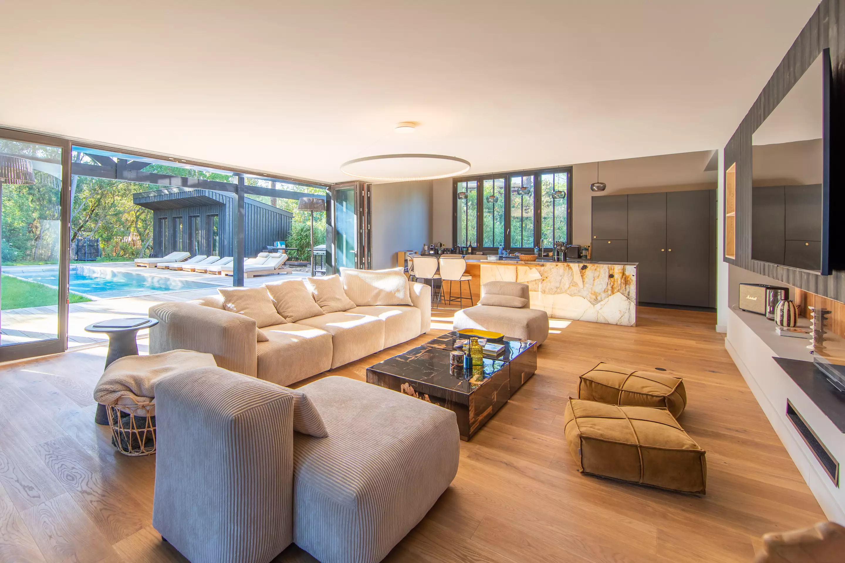 salon décoration contemporaine maison en bois Villa Lucy Le Cap Ferret