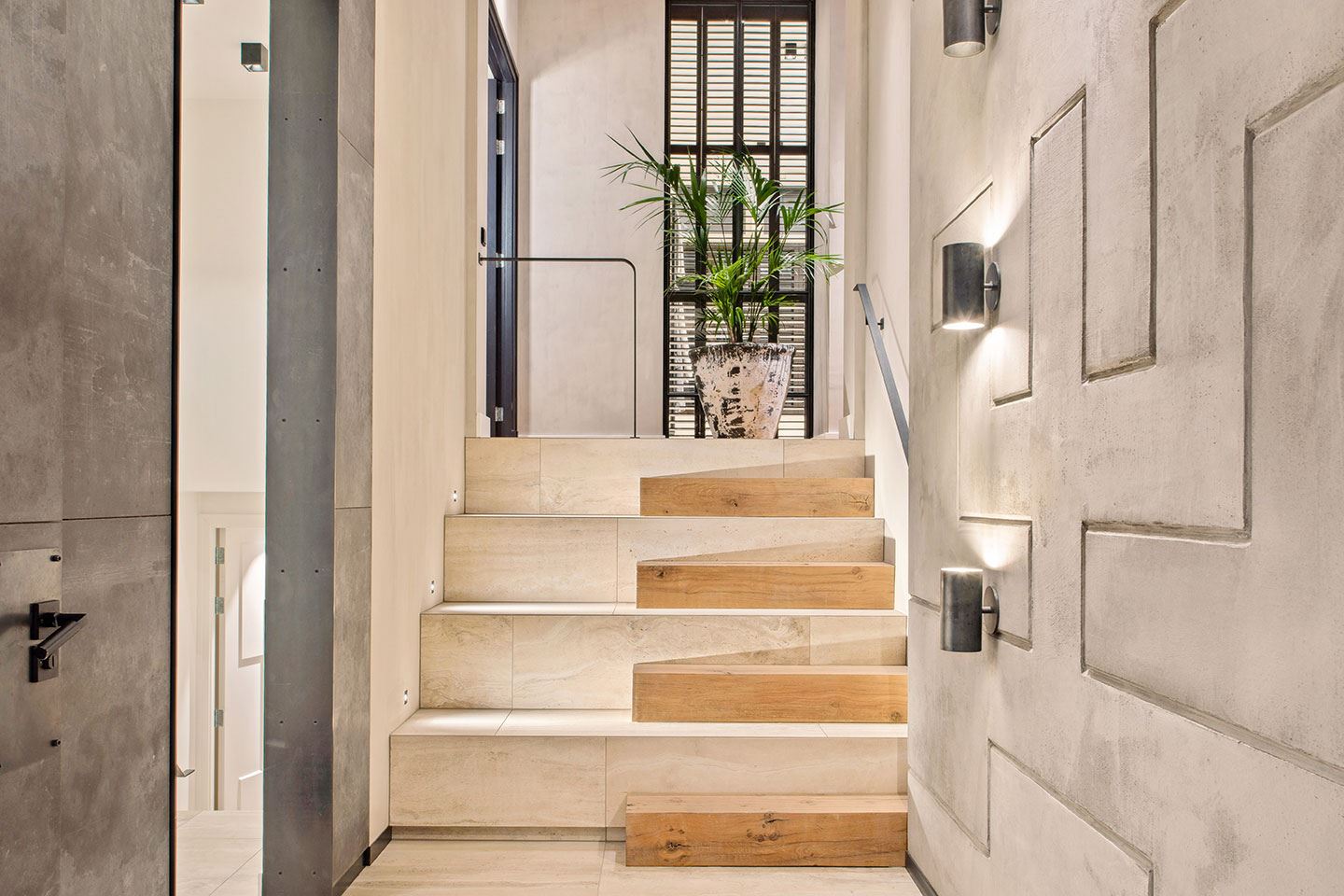 couloir avec escalier