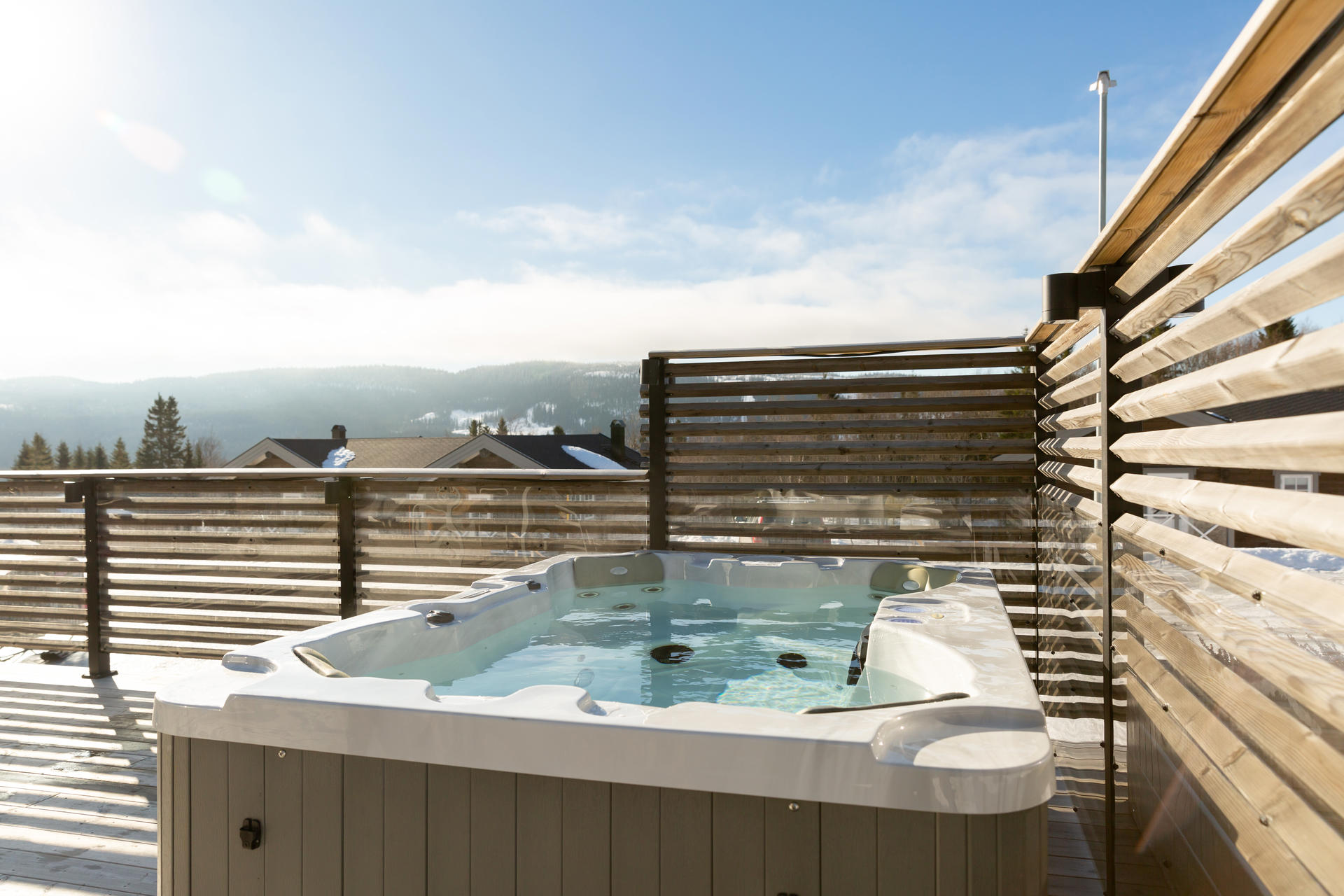 terrasse avec jacuzzi terrasse avec jacuzzi
