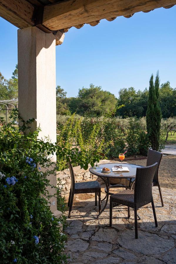 terrasse La Petite Maison du Clos de Mansart terrasse La Petite Maison du Clos de Mansart