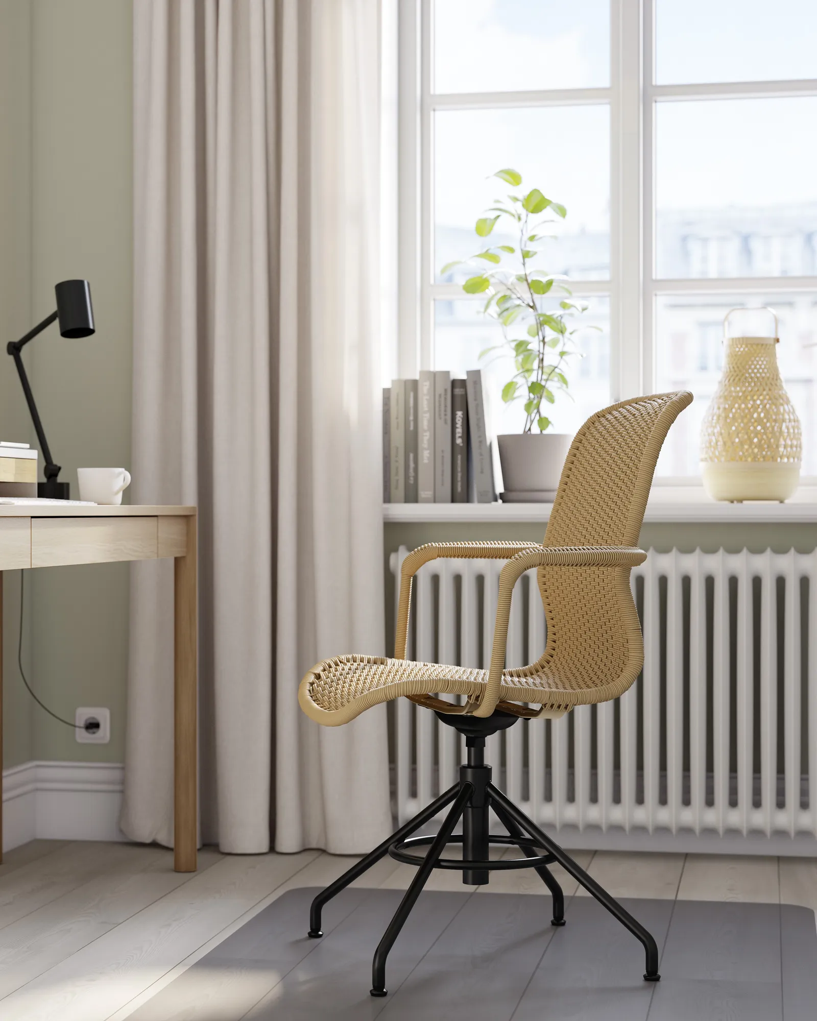 chaise de bureau catalogue IKEA 2024 modèle STIGBYGEL piètement noir