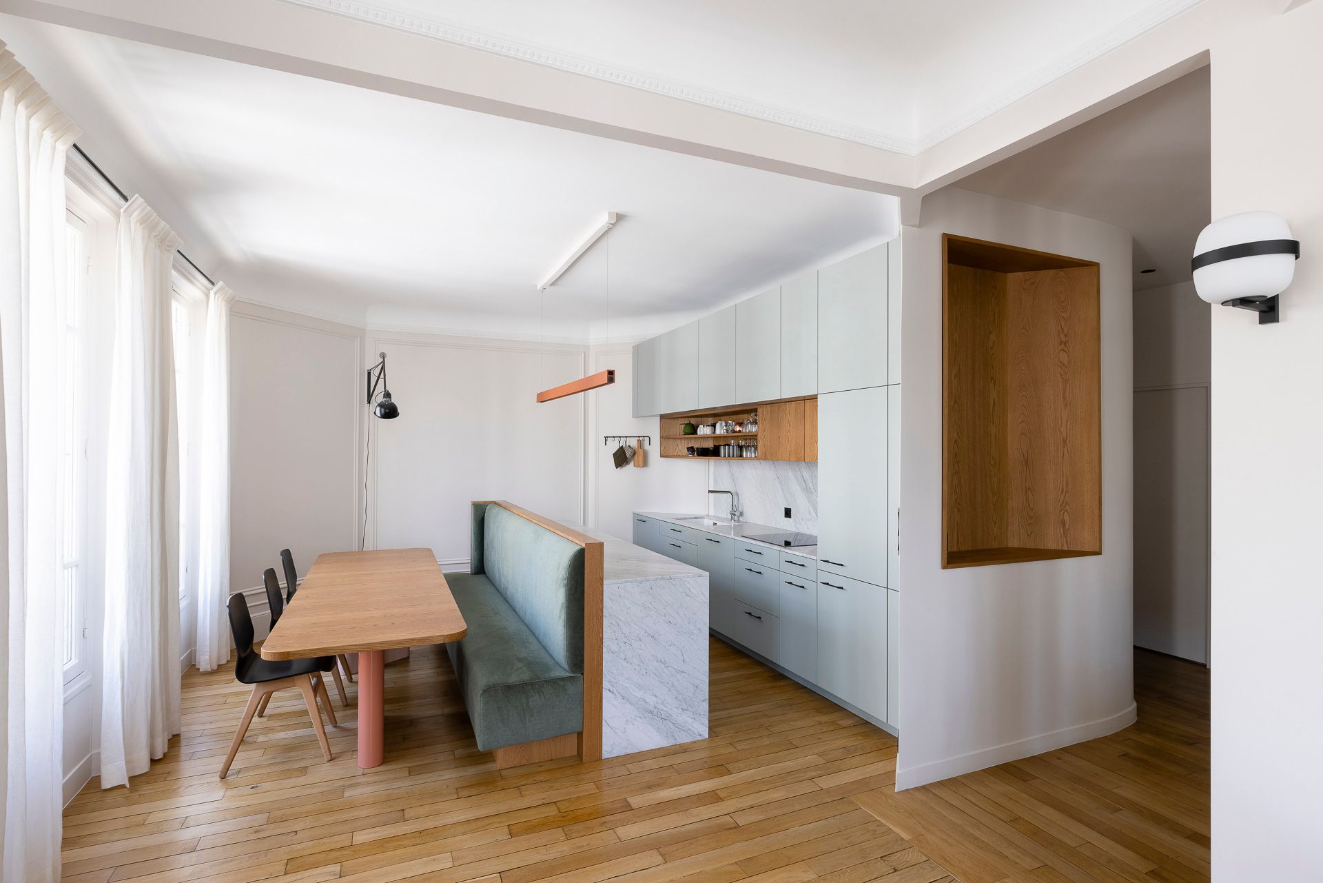 cuisine ouverte design appartement haussmannien rénové Paris cuisine ouverte design appartement haussmannien rénové Paris