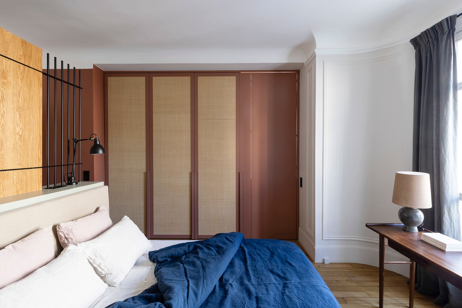chambre appartement haussmannien rénové Paris chambre appartement haussmannien rénové Paris