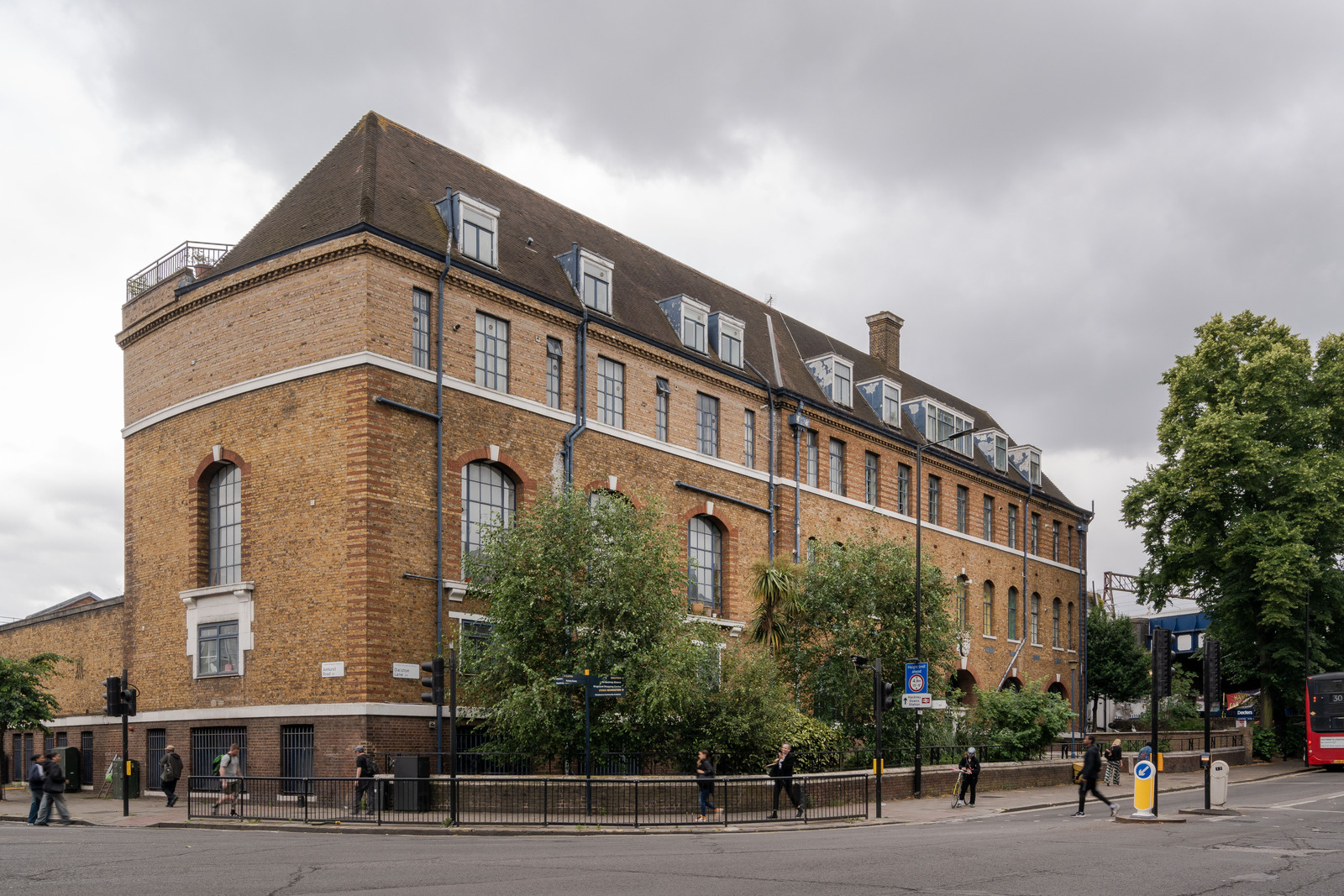 immeuble Londres appartement ancien de type loft immeuble Londres appartement ancien de type loft