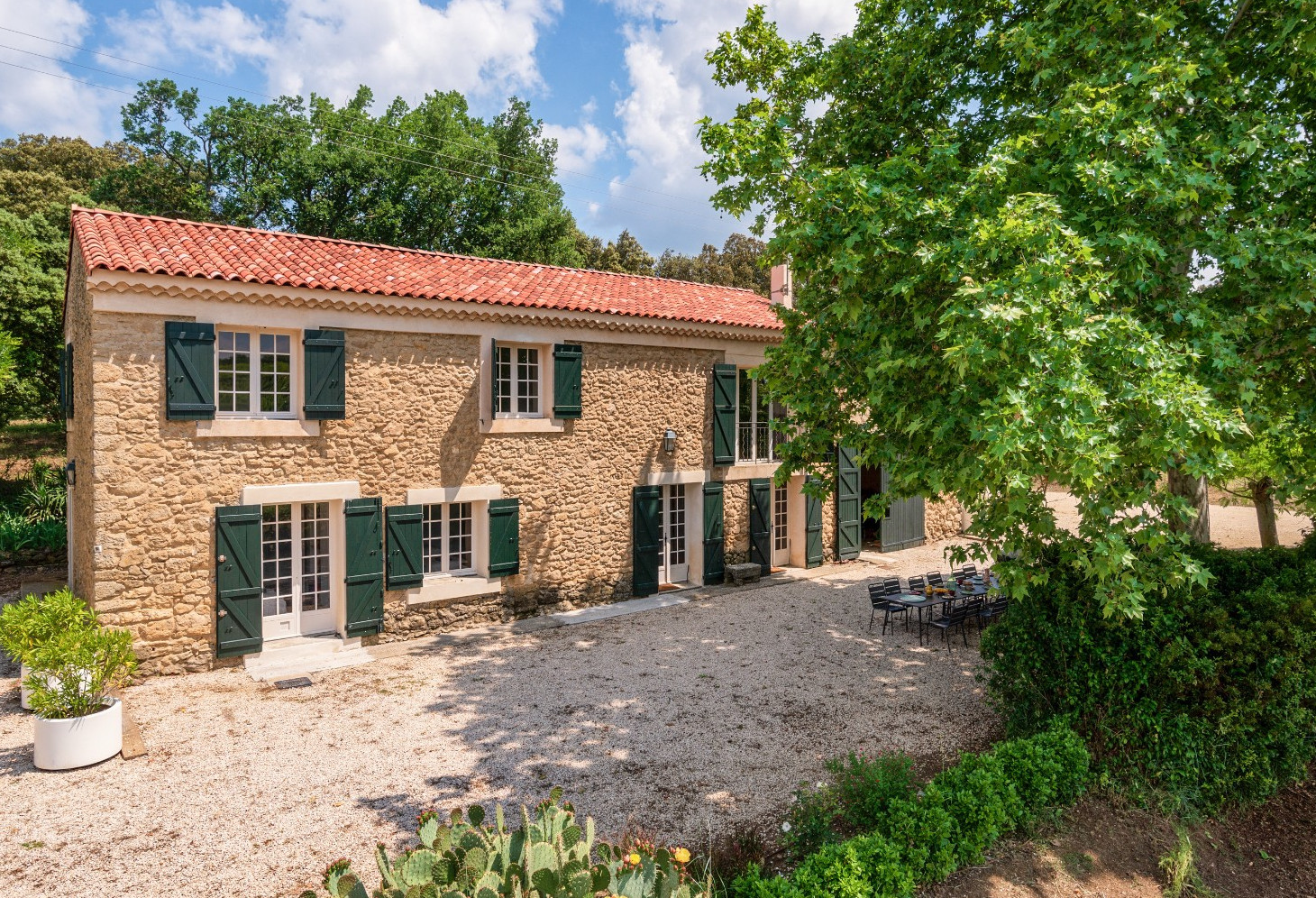 maison en pierres Luberon Provence