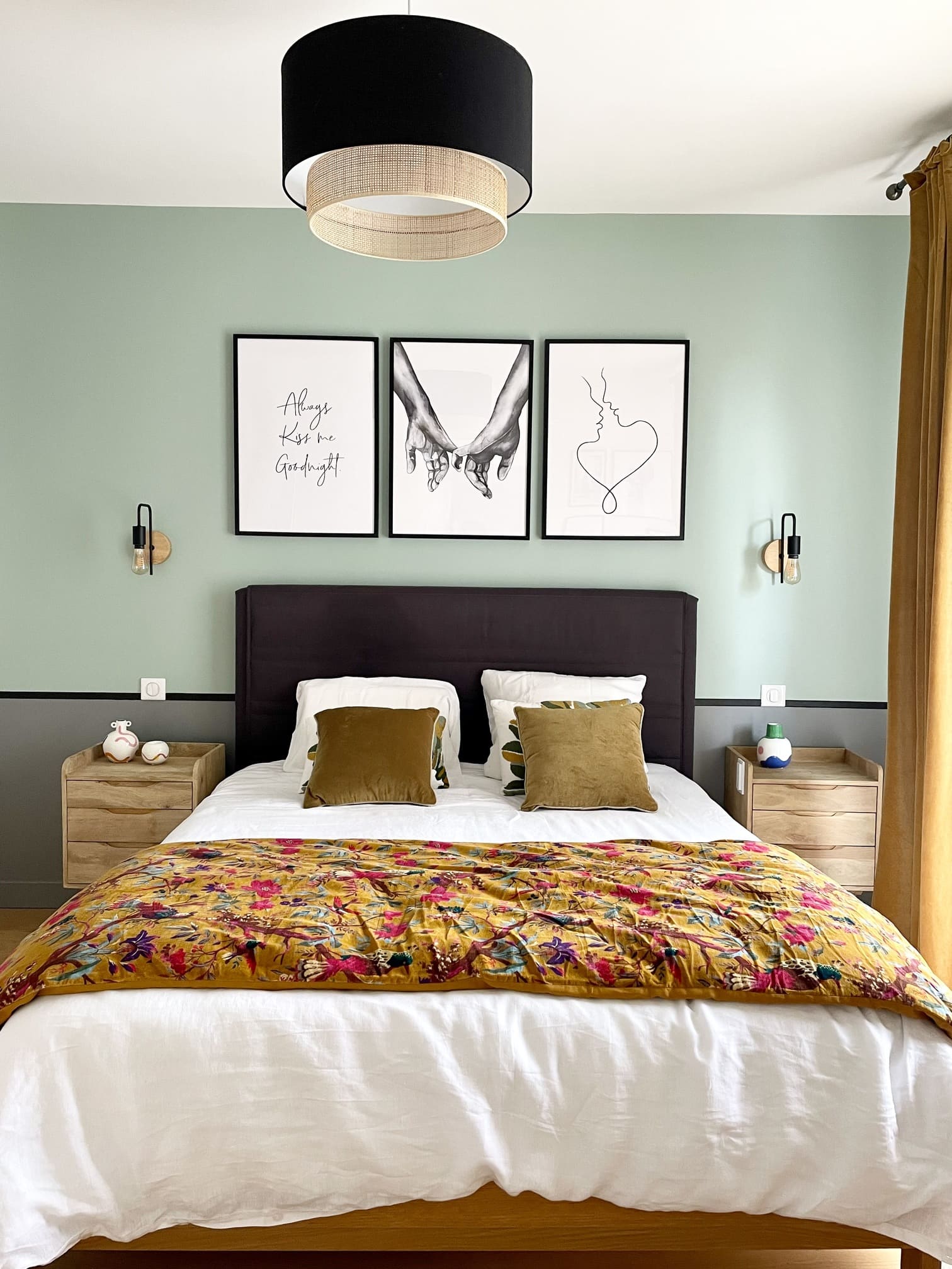 chambre parentale mur vert maison décorée par Charlotte Gille de Happy Pog