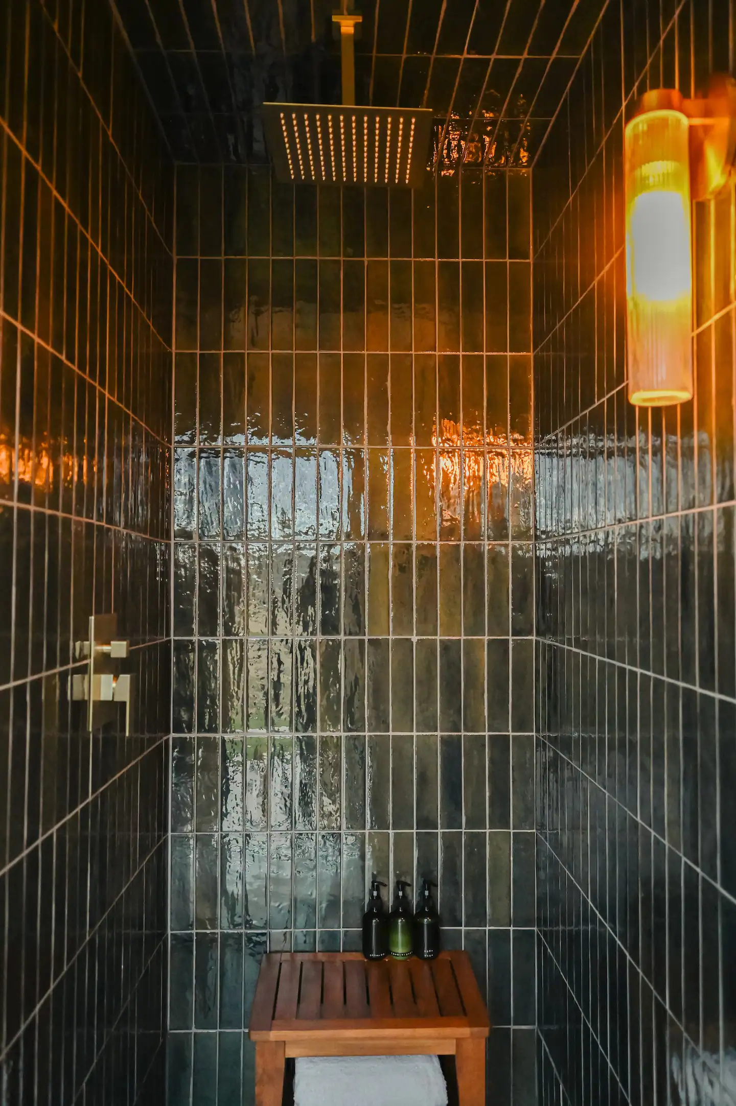 douche carrelage vert