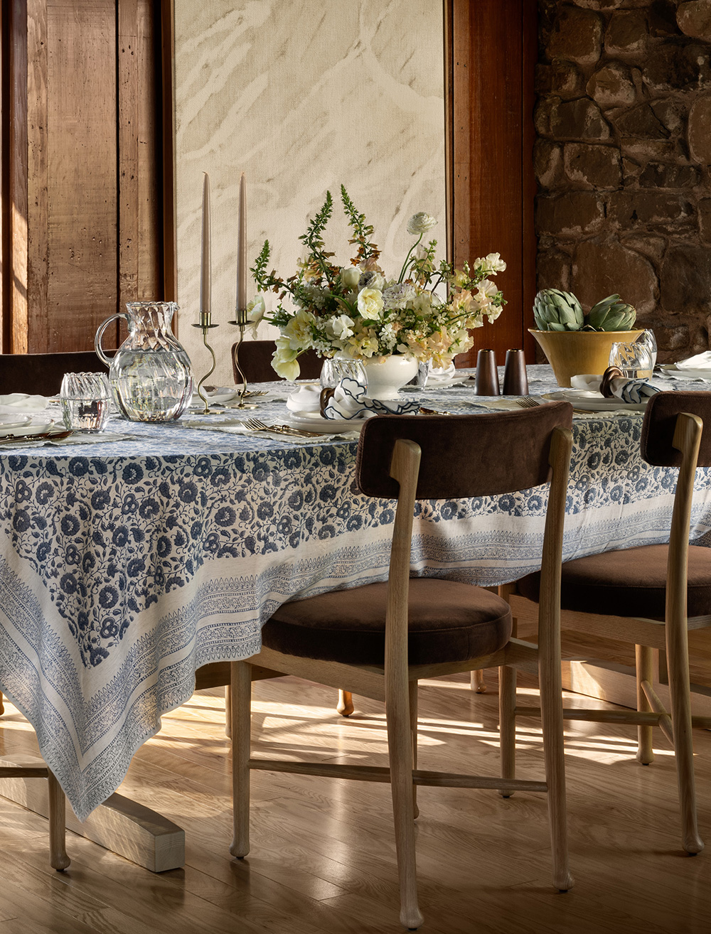 salle à manger décoration classique chic et naturelle par Studio McGee salle à manger décoration classique chic et naturelle par Studio McGee