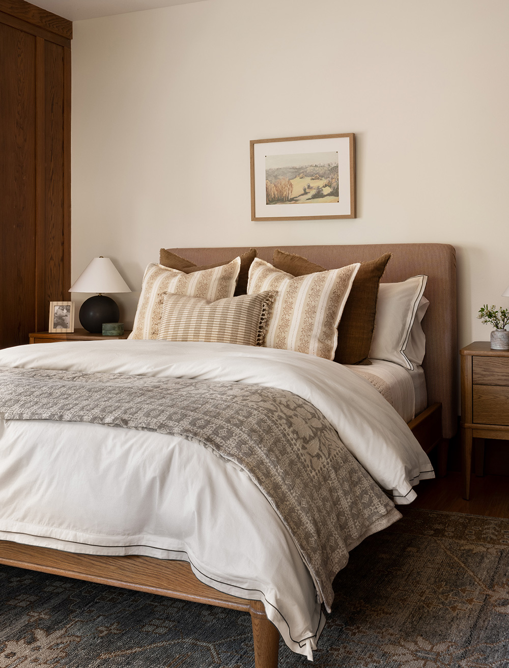 chambre décoration classique chic et naturelle par Studio McGee chambre décoration classique chic et naturelle par Studio McGee