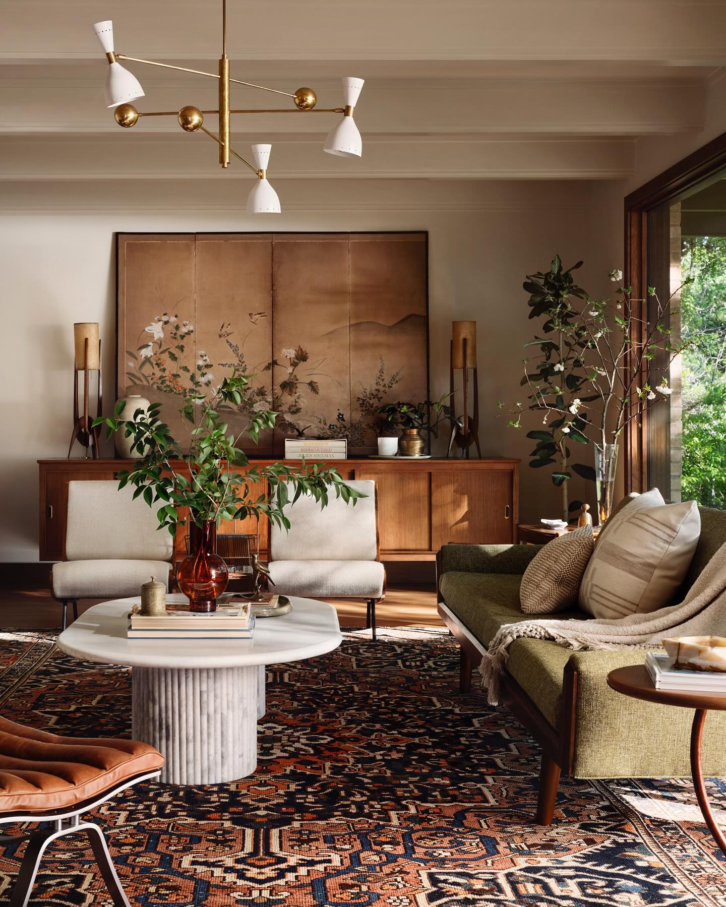 salon décoration mid-century par Joanna et Chip Gaines Fixer Upper the lake house salon décoration mid-century par Joanna et Chip Gaines Fixer Upper the lake house