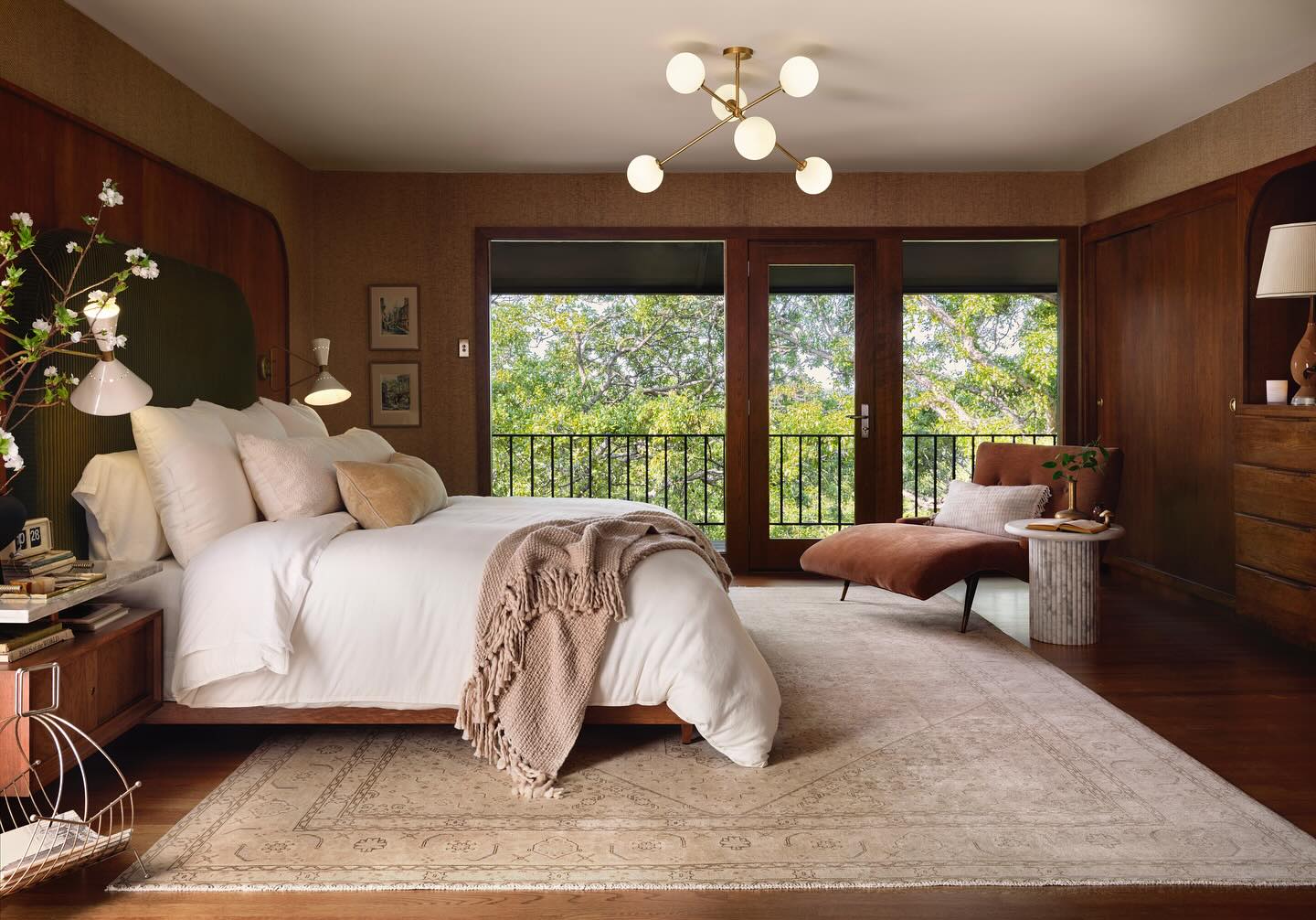 chambre décoration mid-century par Joanna et Chip Gaines Fixer Upper the lake house chambre décoration mid-century par Joanna et Chip Gaines Fixer Upper the lake house