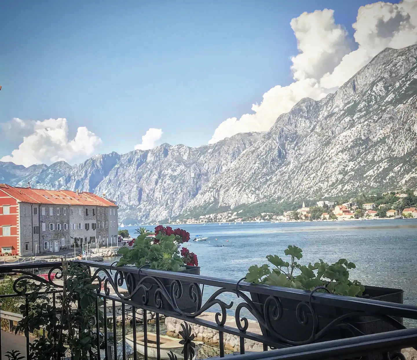 balcon vue baie de Kotor