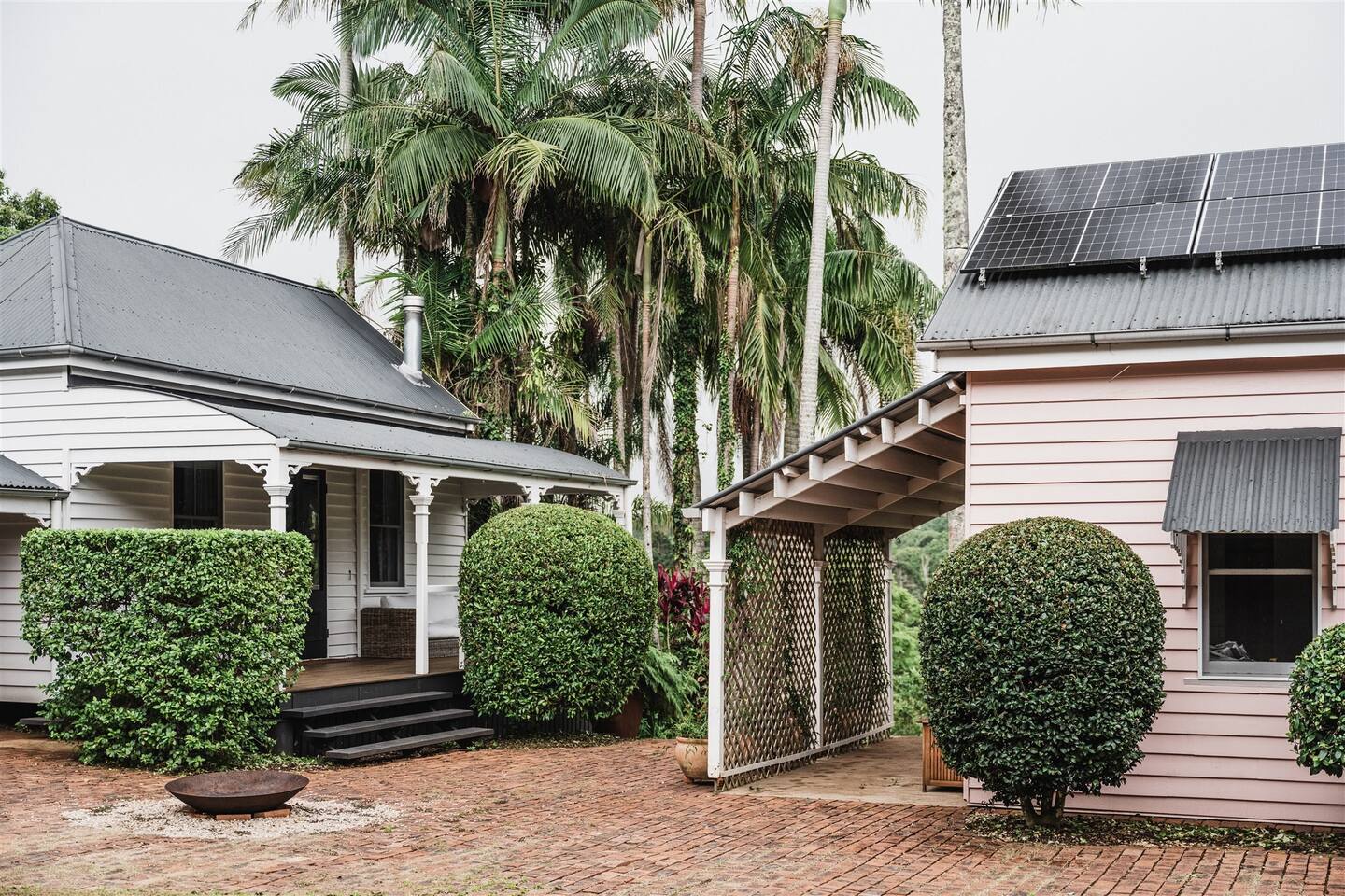 maison rose Australie