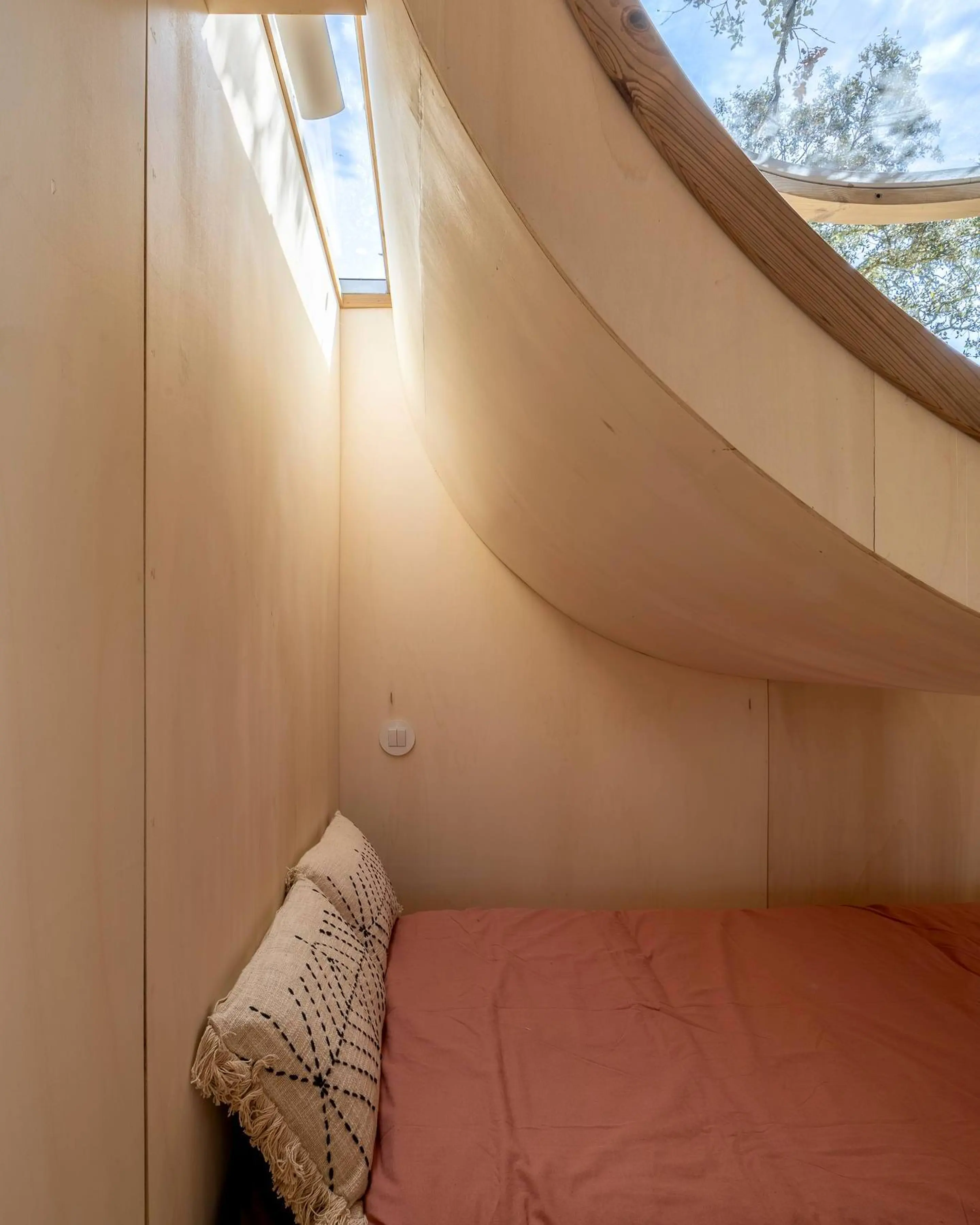 chambre avec hublot mini maison