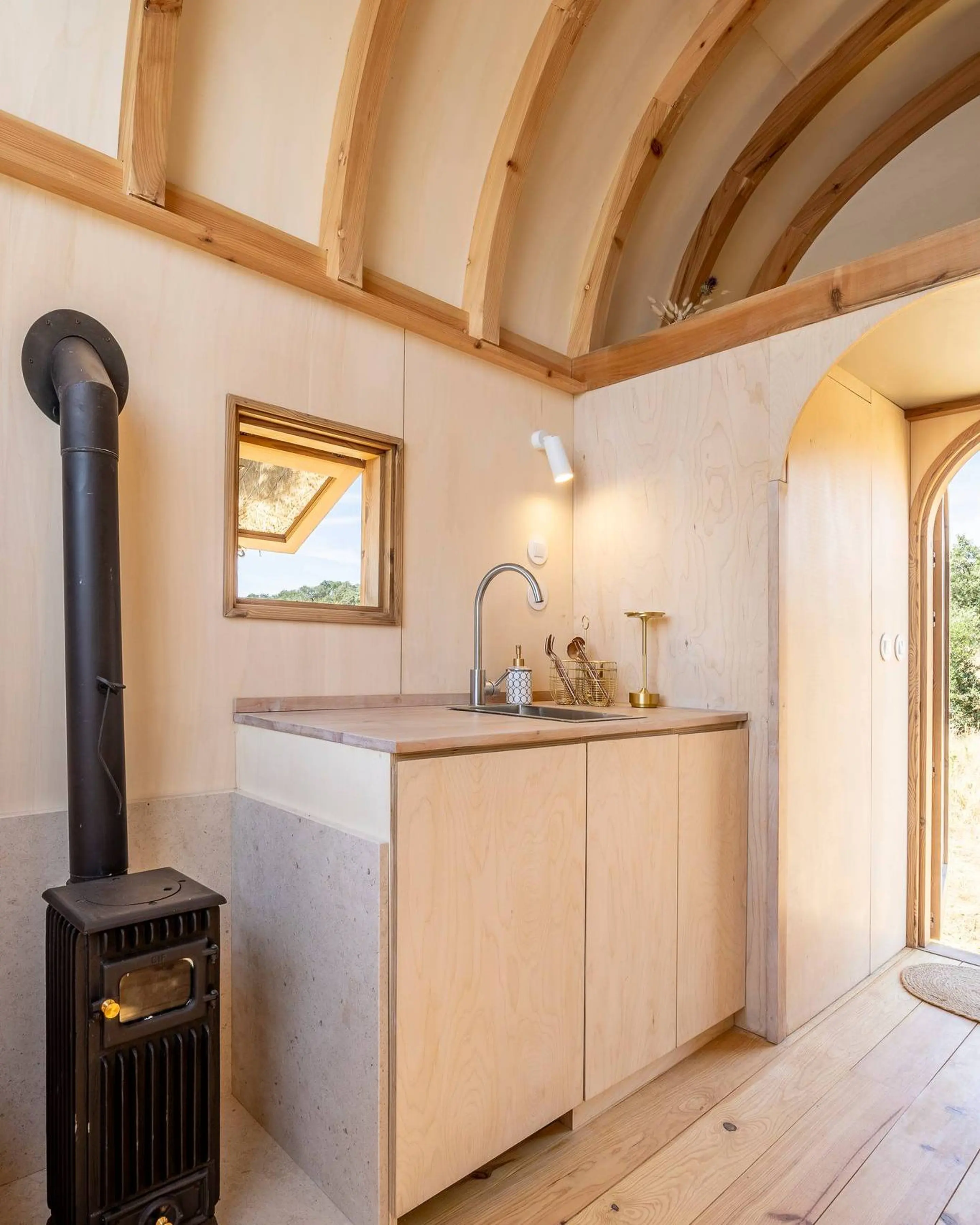 espace cuisine tiny house MadeiGincho