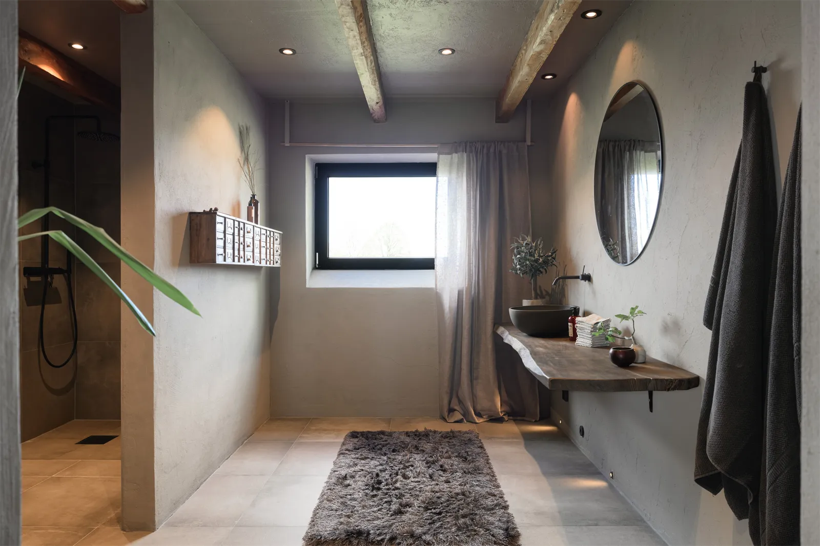 salle de bain béton et bois