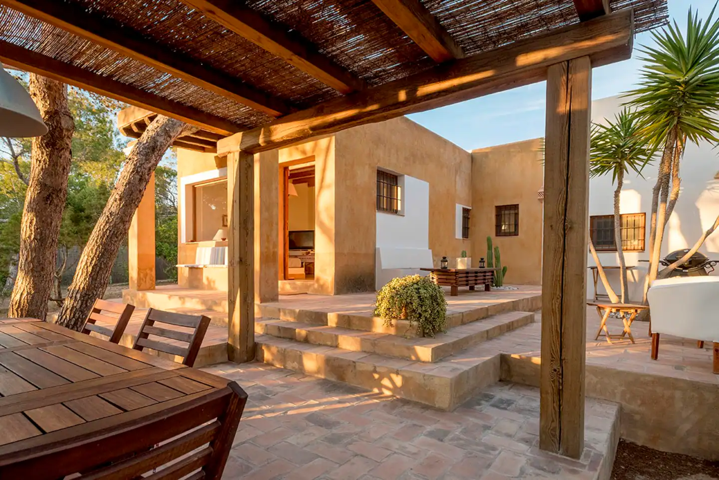 terrasse avec pergola bois maison Ibiza terrasse avec pergola bois maison Ibiza