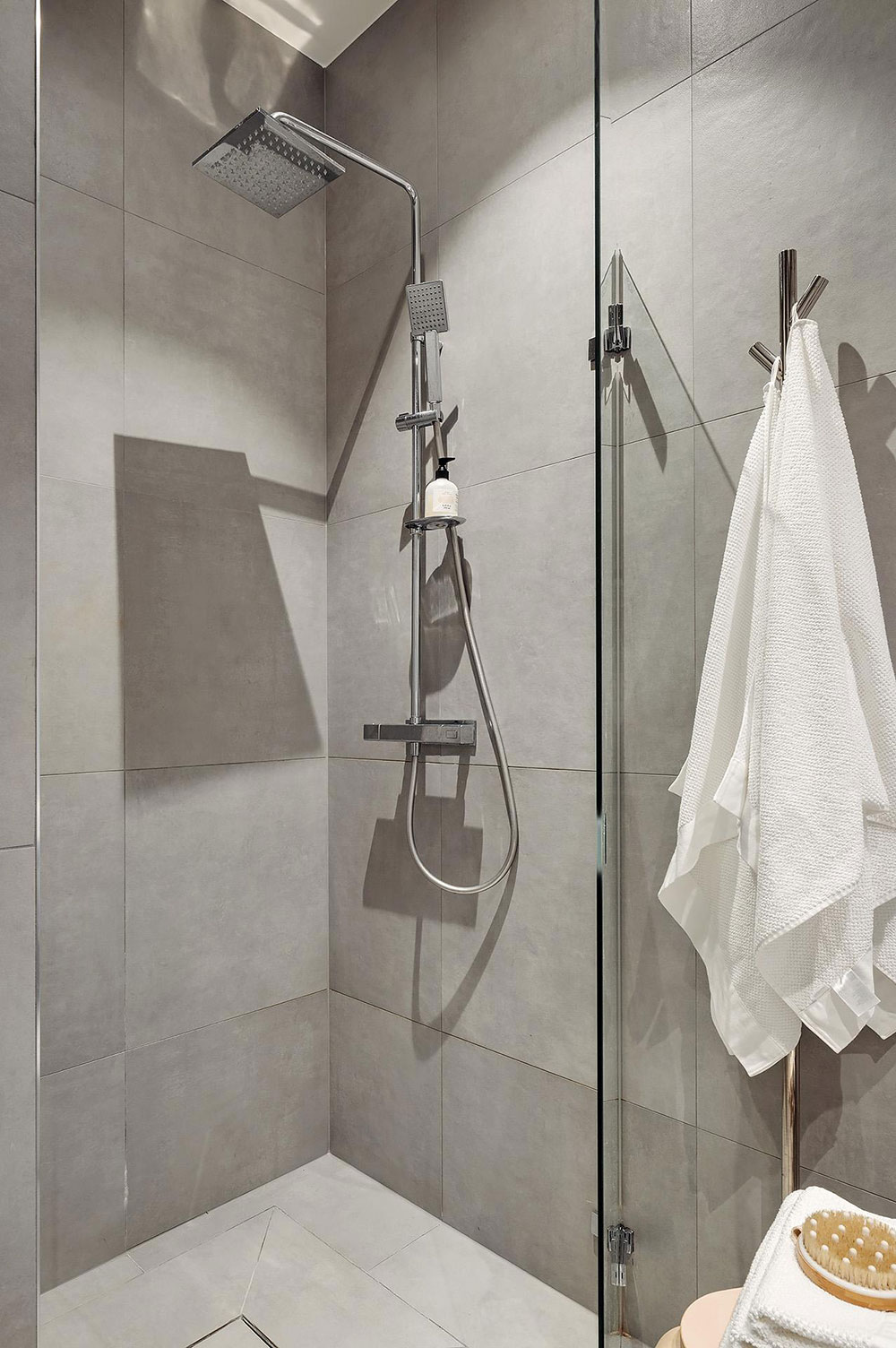 salle d salle d'eau studio design de 28m2