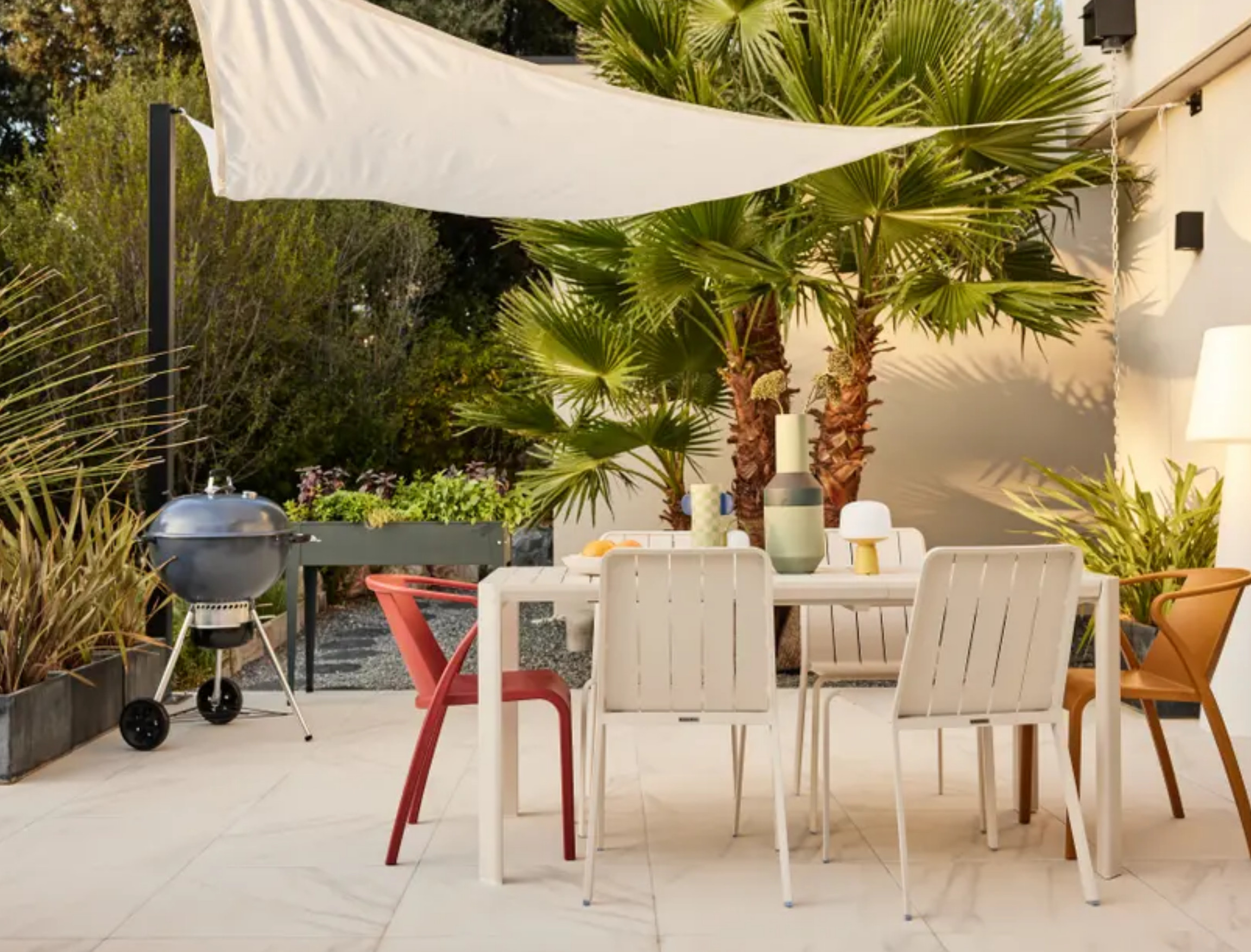 aménagement terrasse Leroy Merlin design et colorée avec voile d aménagement terrasse Leroy Merlin design et colorée avec voile d'ombrage