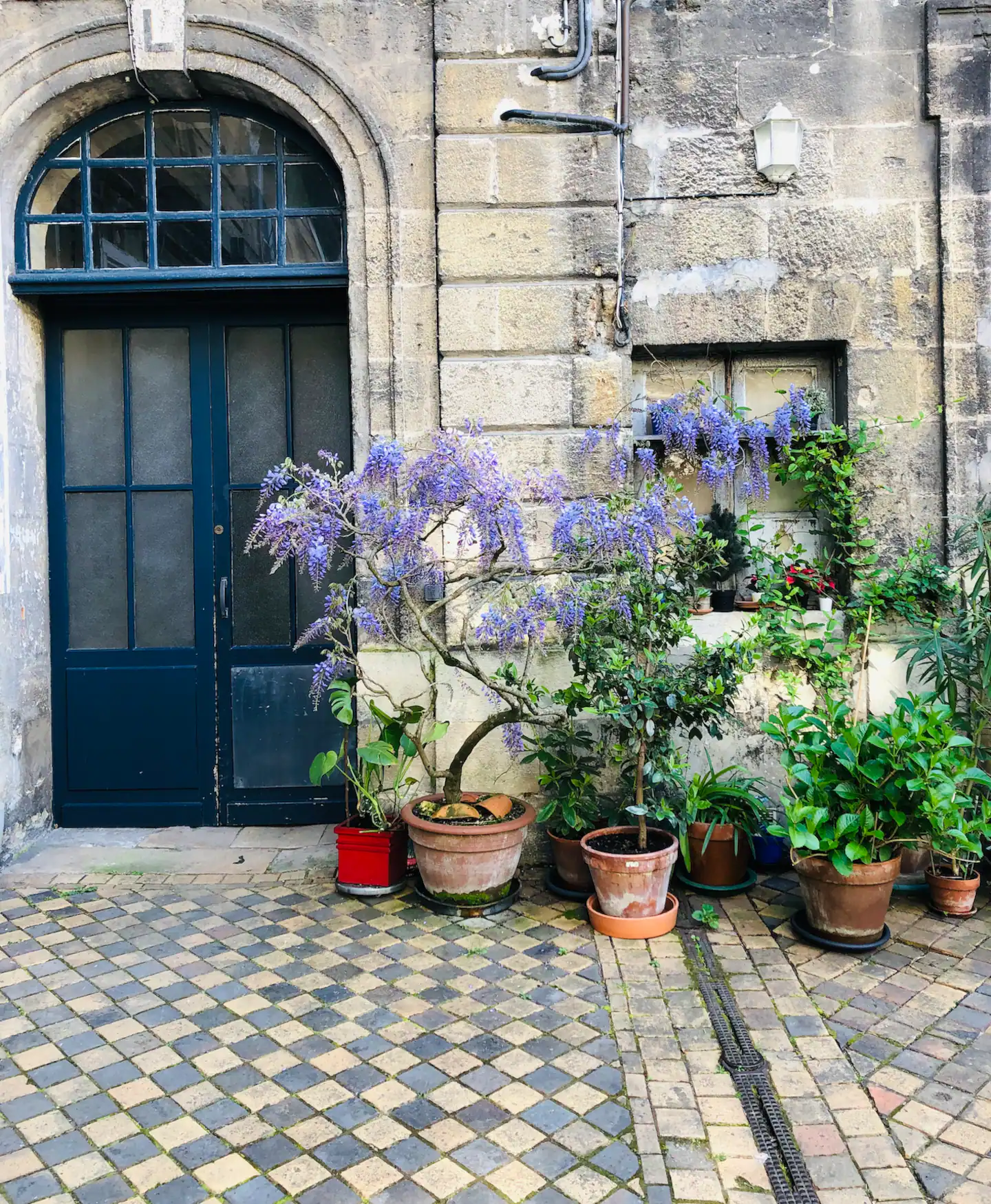 immeuble ancien appartement Bordeaux décoration vintage
