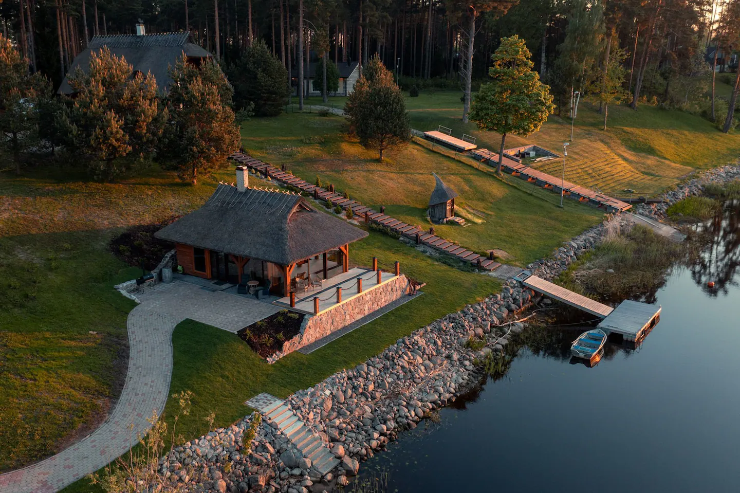 maison en bord de rivière maison en bord de rivière