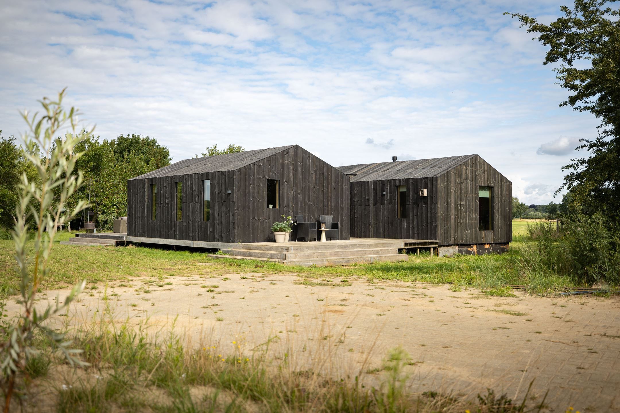 maison en bois noir maison en bois noir