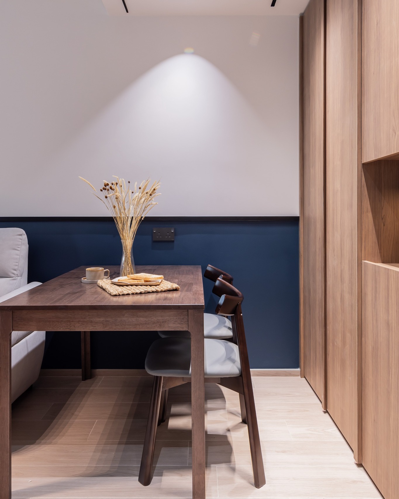 cuisine et espace repas noyer studio 28m2 cuisine et espace repas noyer studio 28m2
