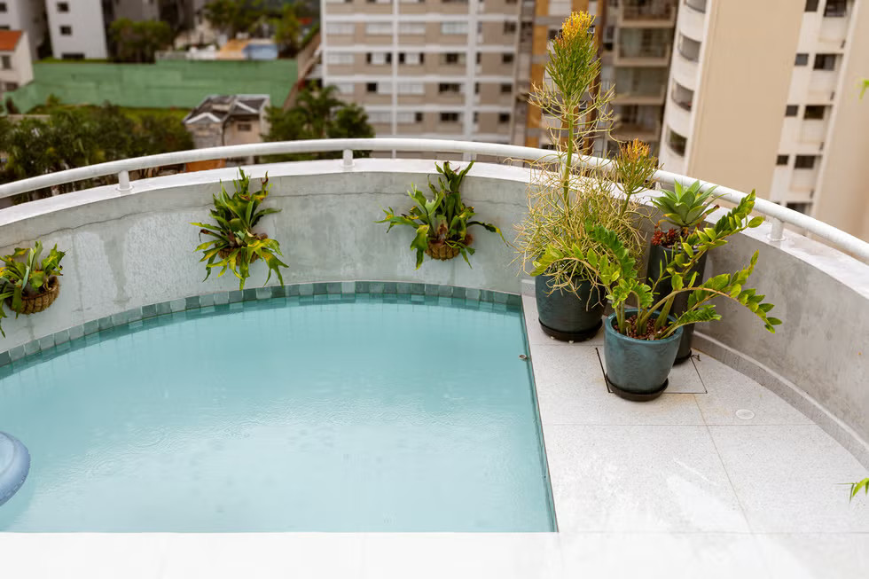 terrasse appartement avec piscine