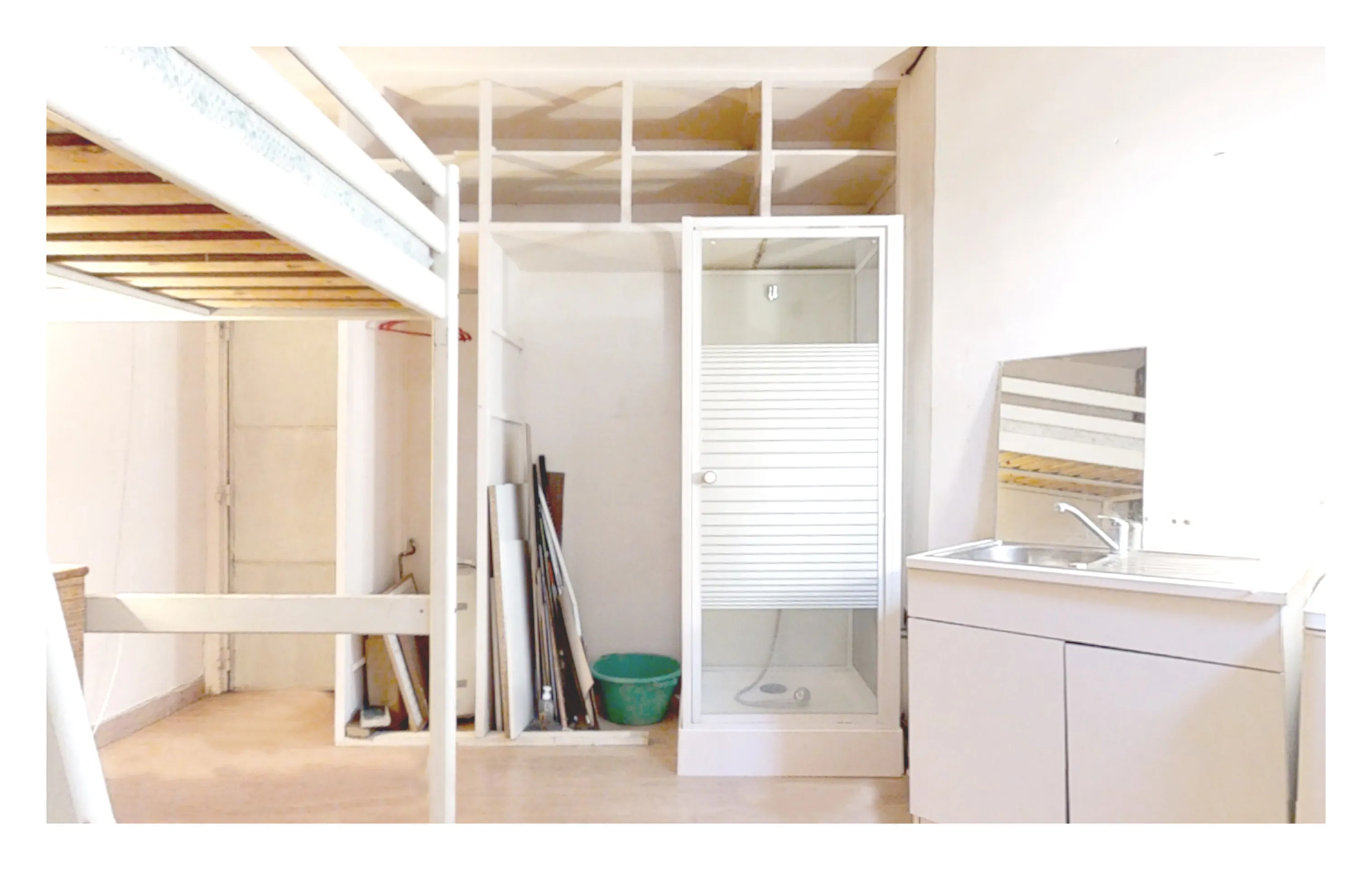 studio avant travaux par Nooks+Crannies Studio studio avant travaux par Nooks+Crannies Studio