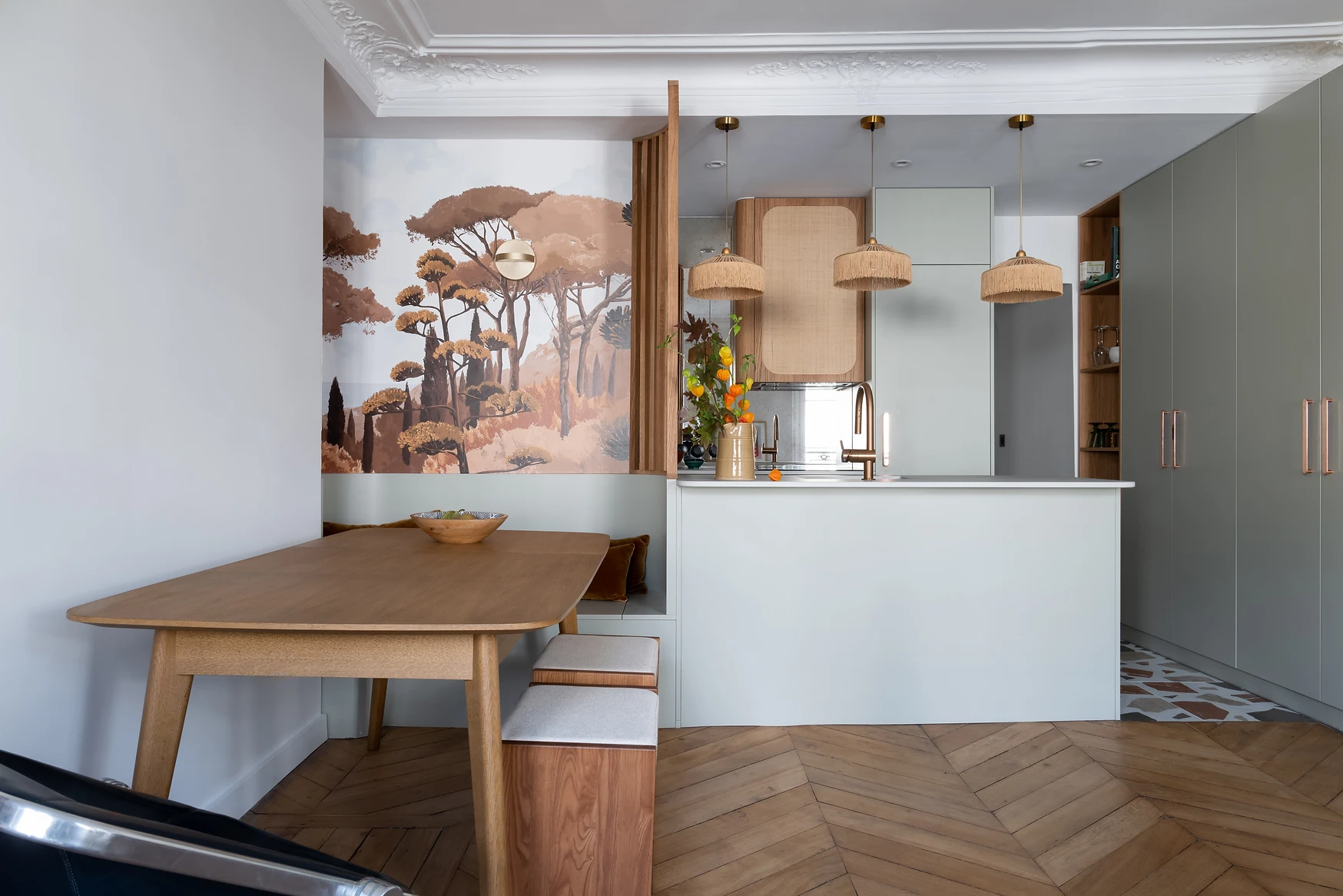 cuisine et coin repas appartement Paris 60m2