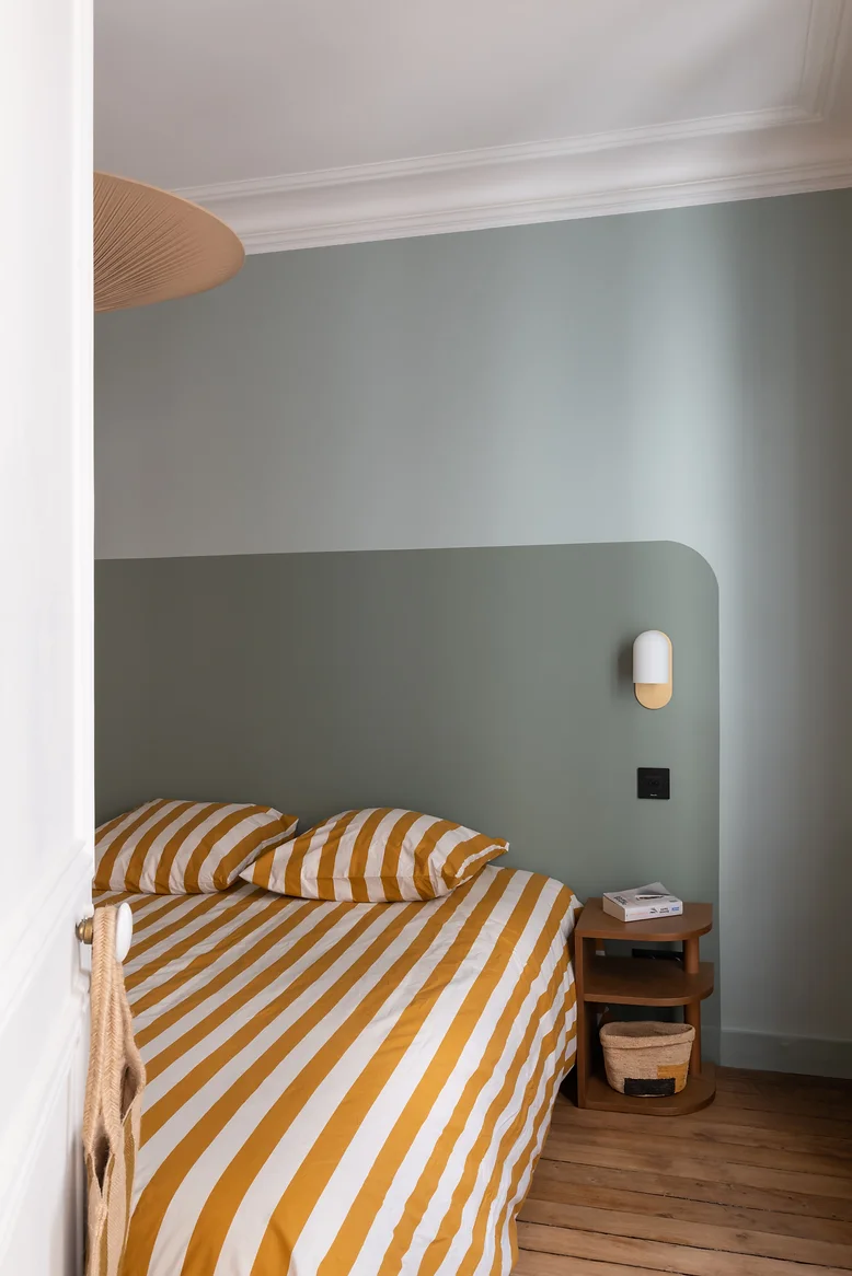 chambre mur vert appartement 60m2 Paris