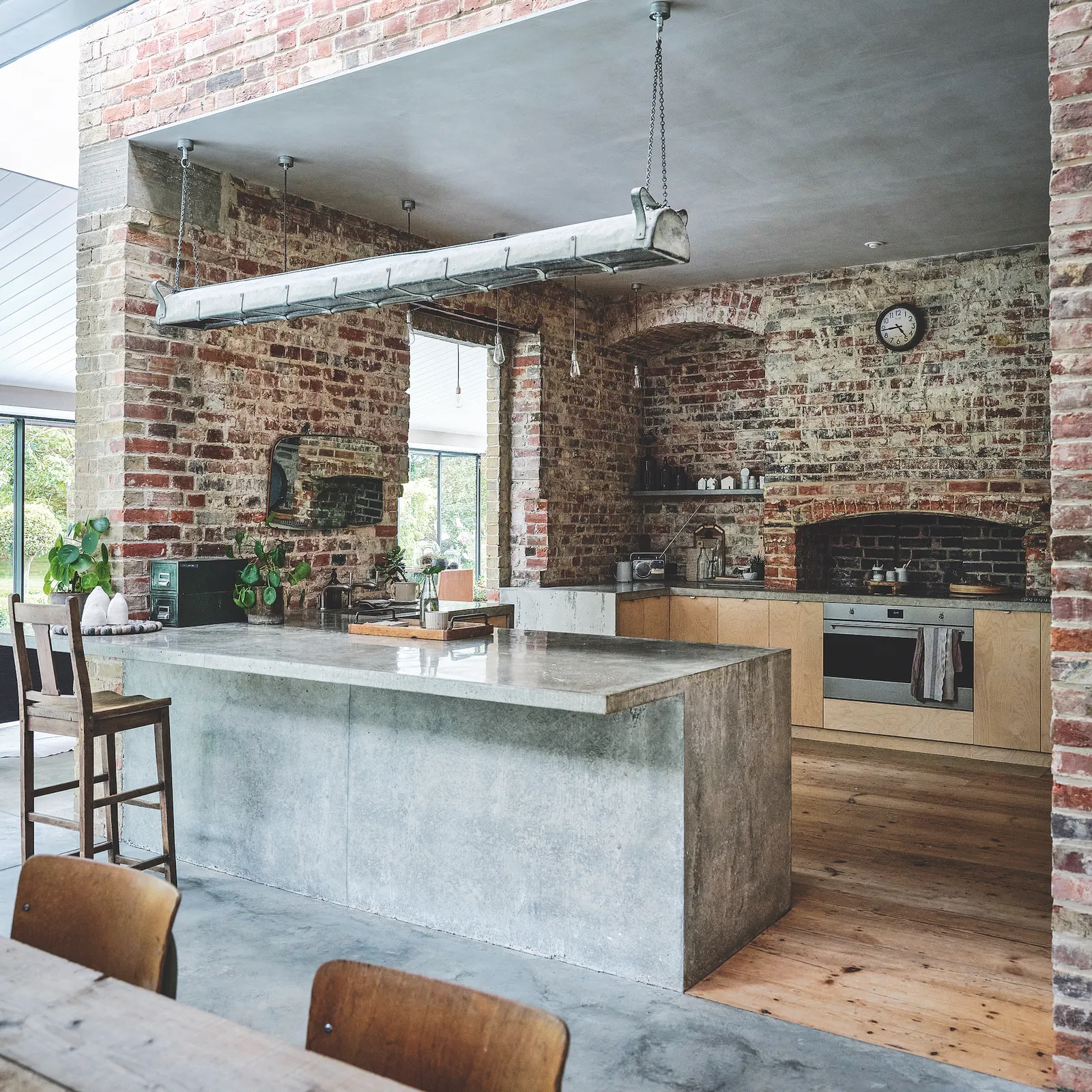 cuisine design murs briques anciennes cuisine design murs briques anciennes