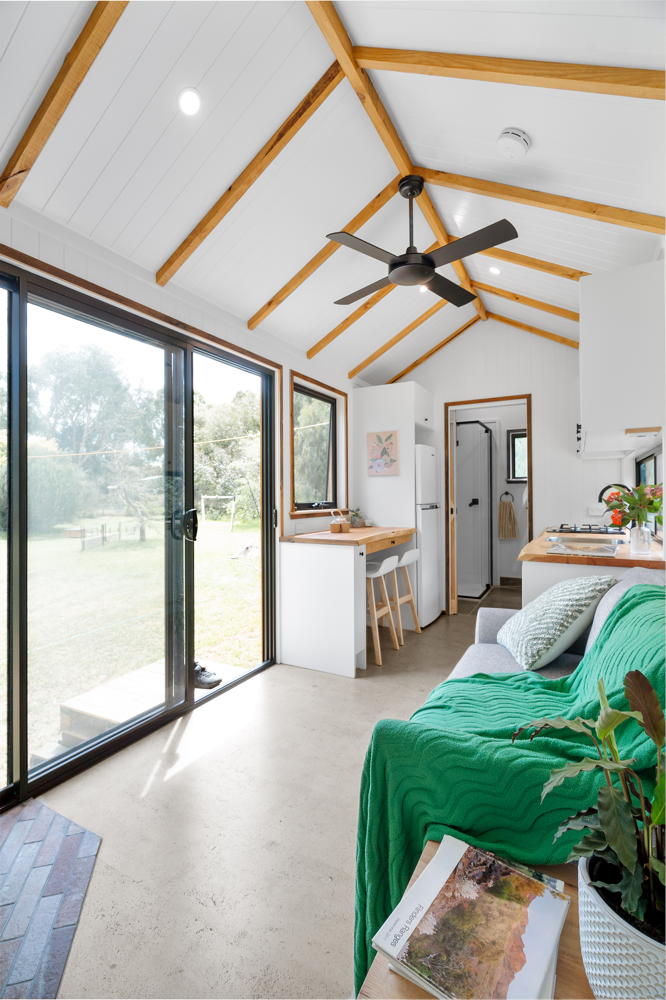 salon tiny house 18m2 Casuarina de Evergreen Houses Australia salon tiny house 18m2 Casuarina de Evergreen Houses Australia