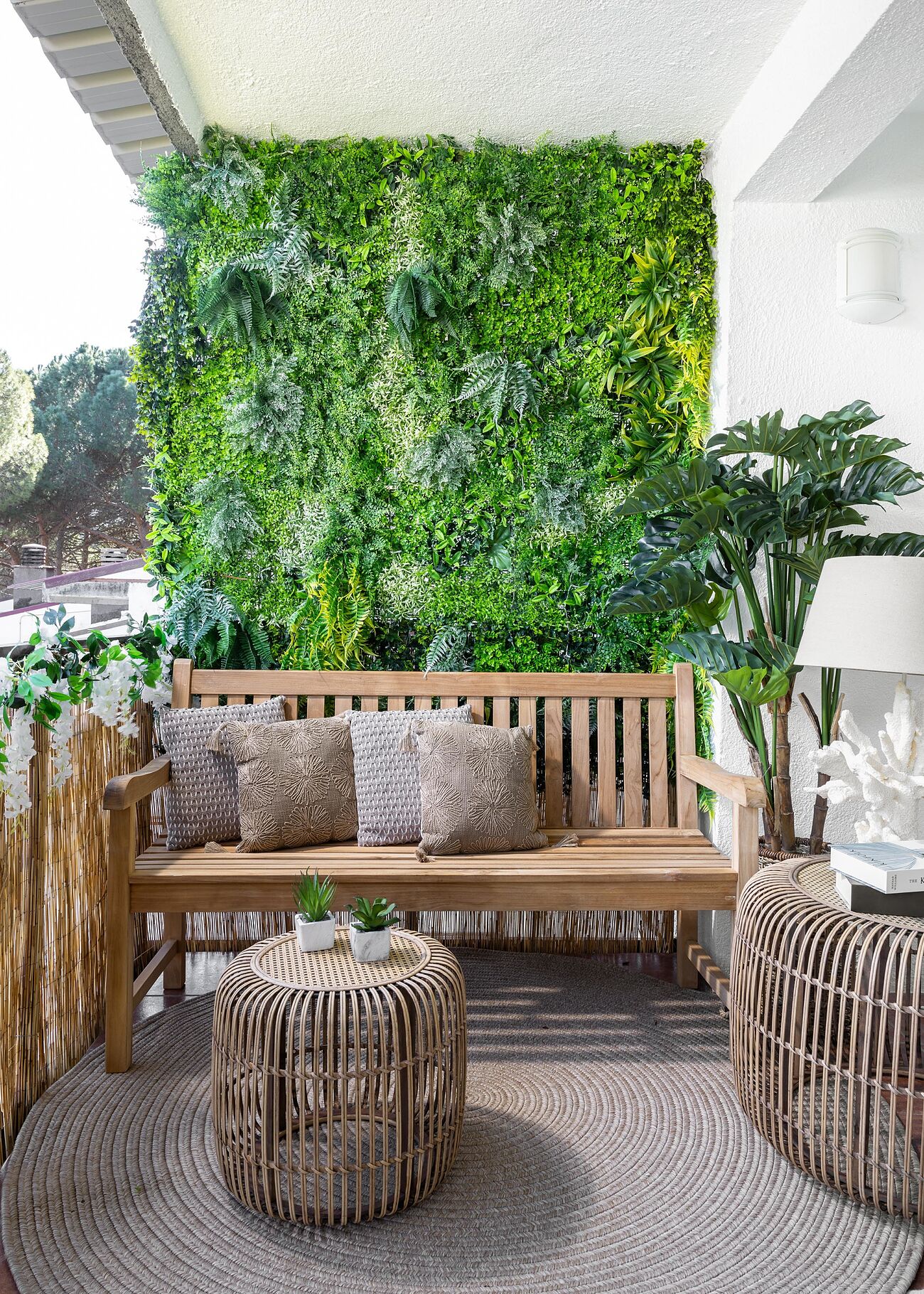 terrasse avec mur végétal
