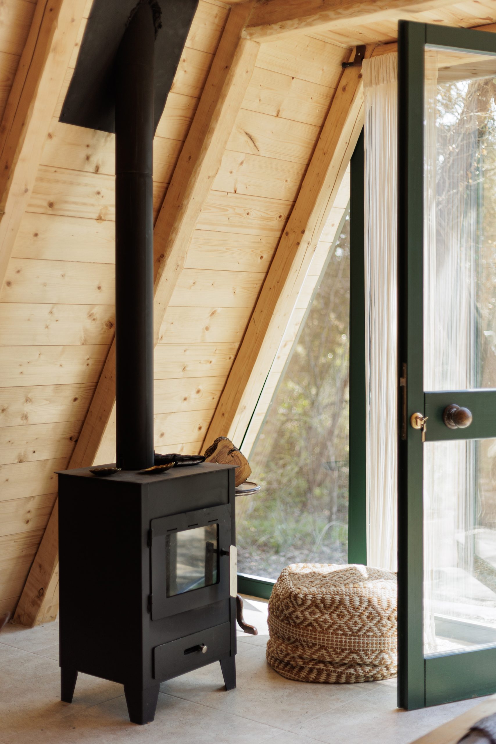 poêle dans maison en bois poêle dans maison en bois