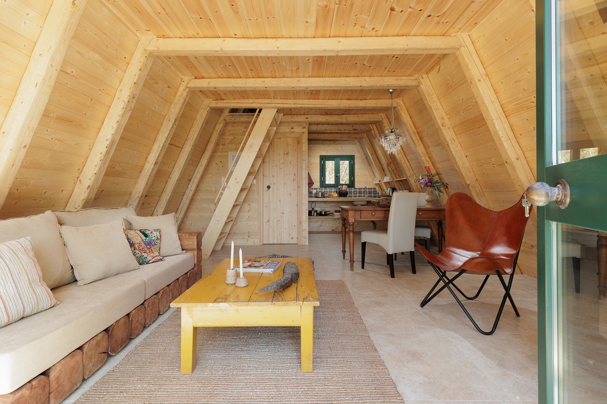 salon petite maison A-Frame 50m2 salon petite maison A-Frame 50m2