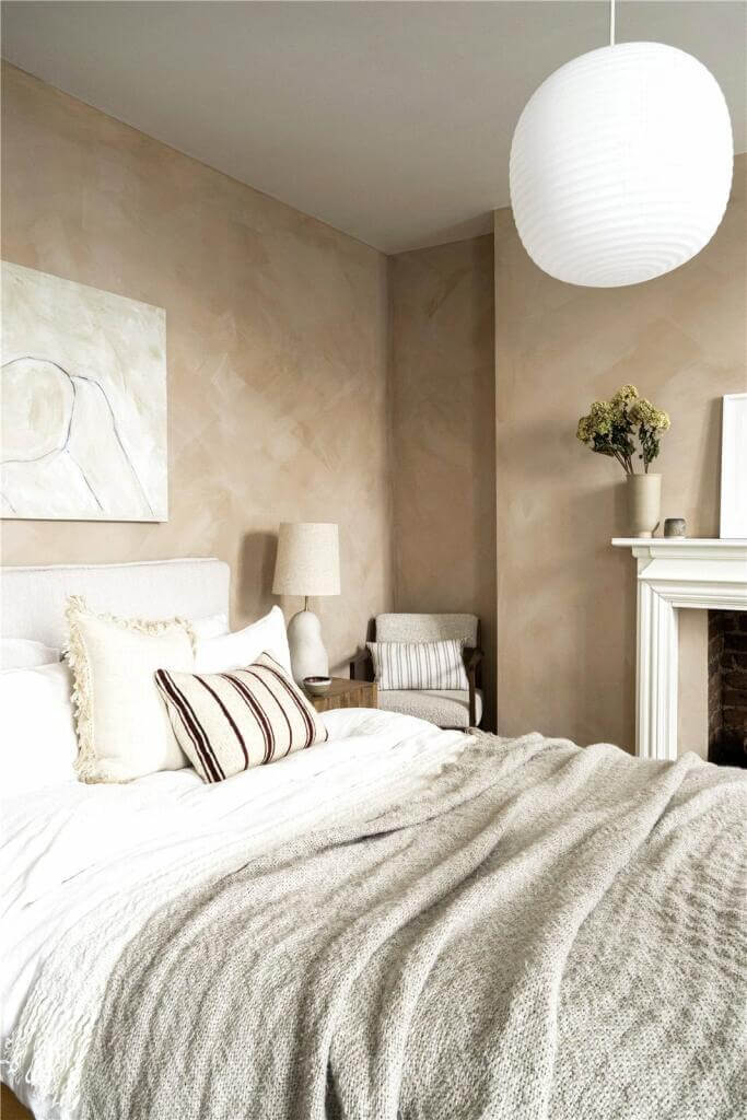 chambre avec cheminée ancienne décoration contemporaine et naturelle