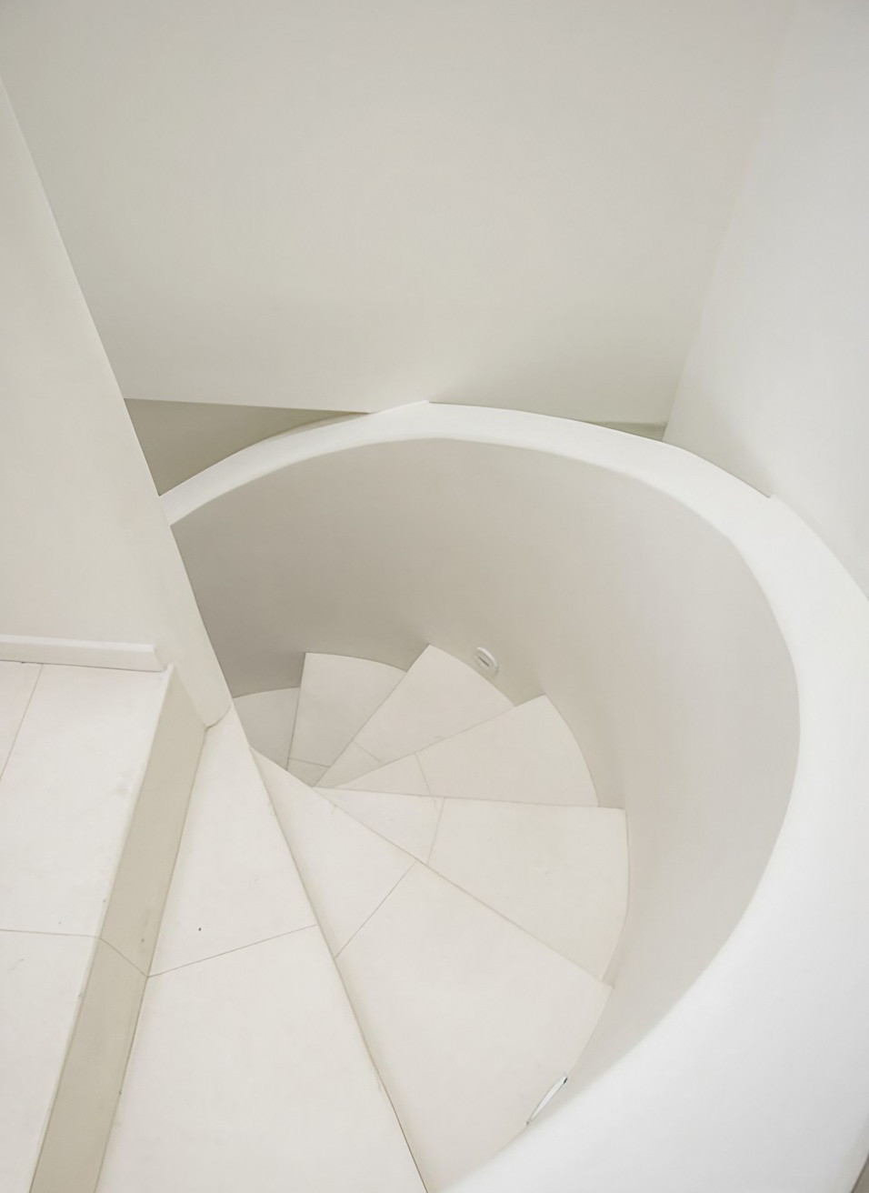 escalier colimaçon plâtre blanc escalier colimaçon plâtre blanc