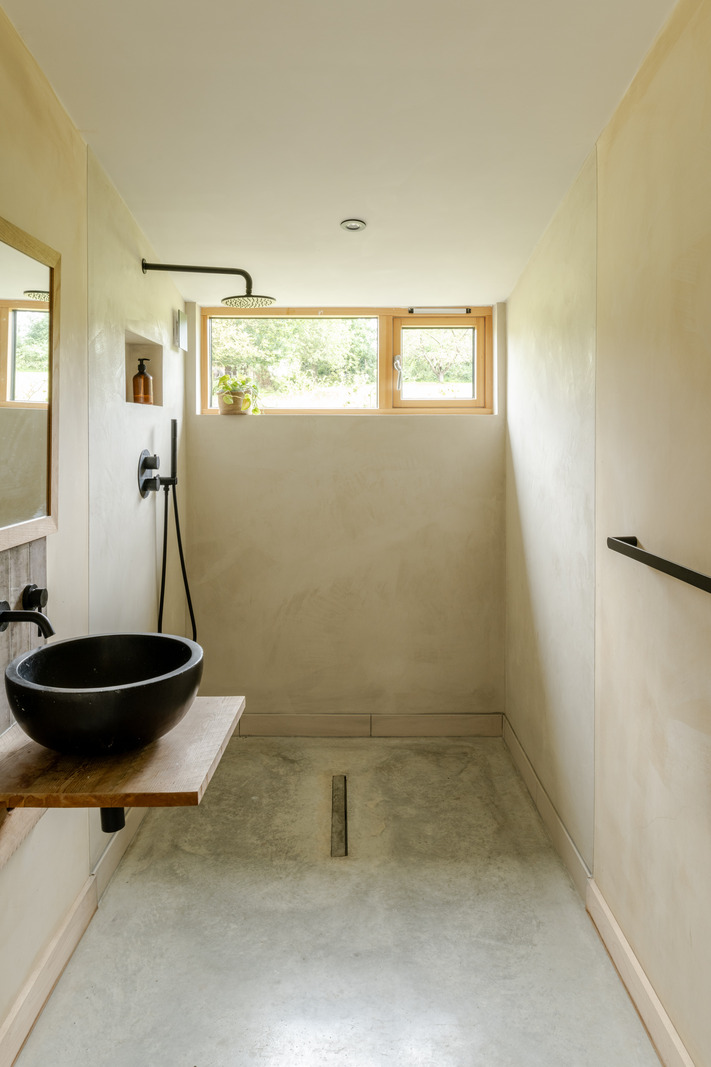 salle d salle d'eau minimaliste