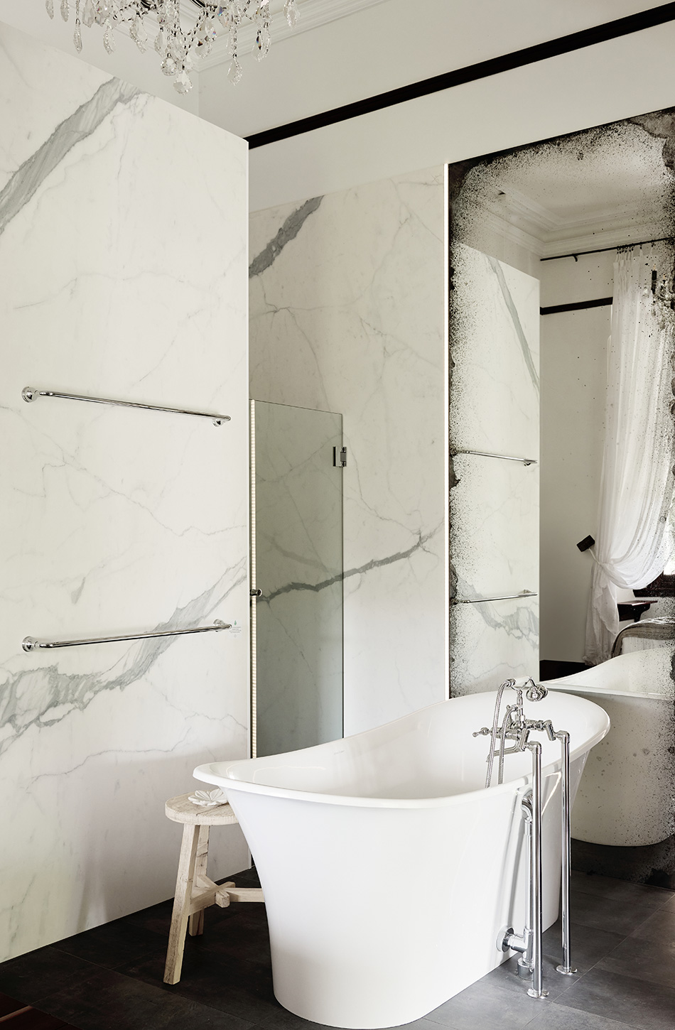 salle de bain design marbre Hinterland House Australie salle de bain design marbre Hinterland House Australie
