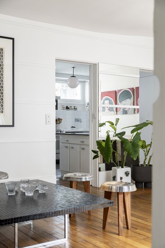 salon appartement de 90m2 dans le centre de Paris par Bérénice Curt Architecture