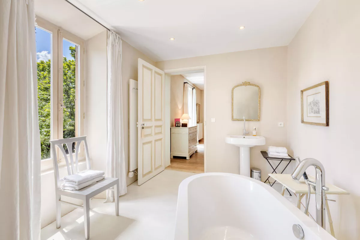 salle de bain classique chic
