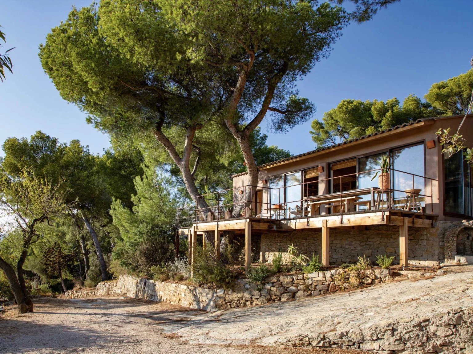 maison côte d'azur décoration contemporaine