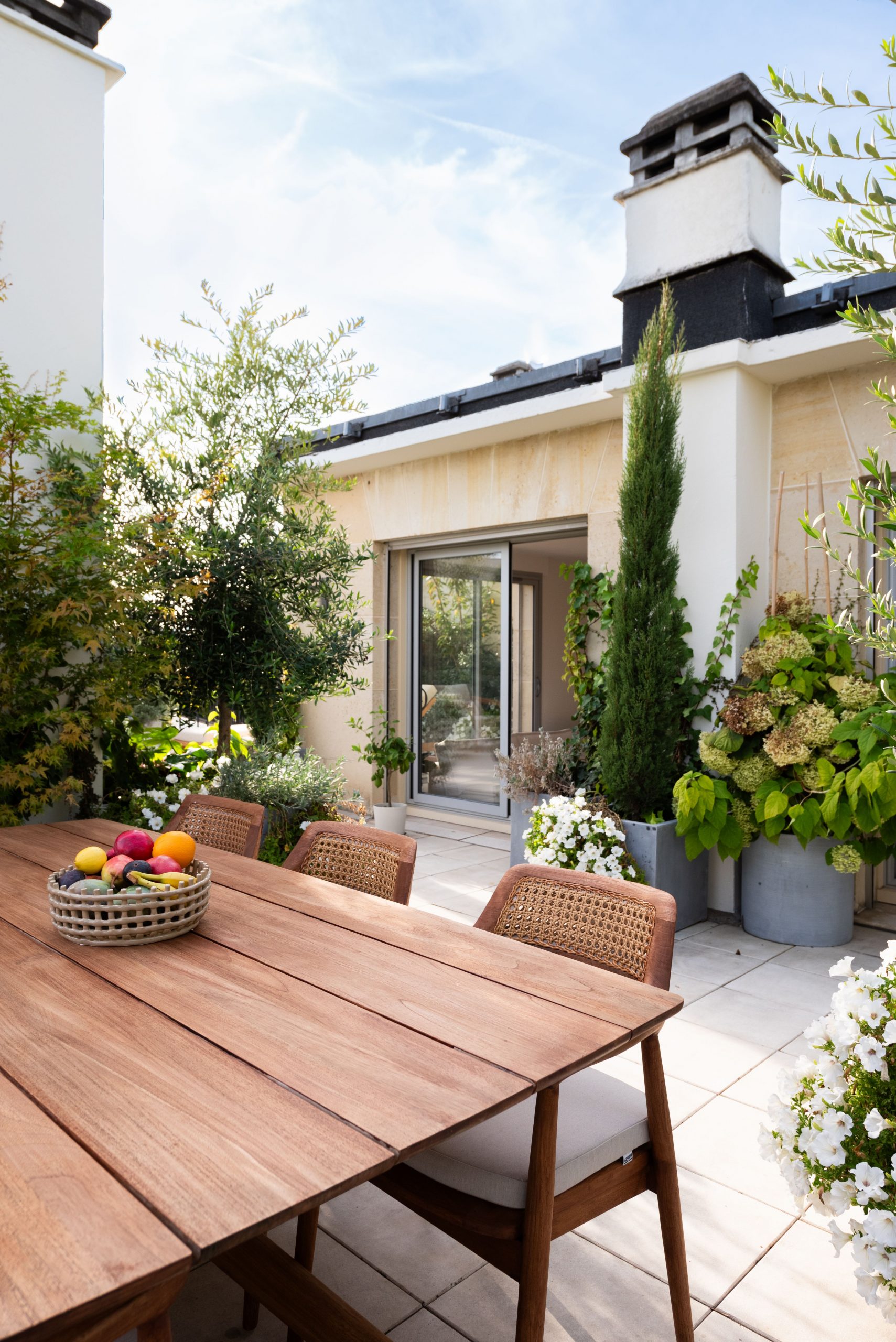 terrasse grand appartement familial à Paris Photo: ©Cassandre Favaro