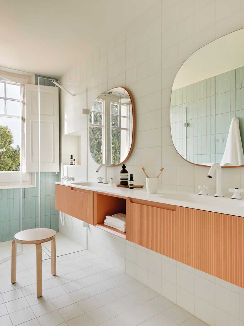 salle de bain maison rénovée décoration contemporaine