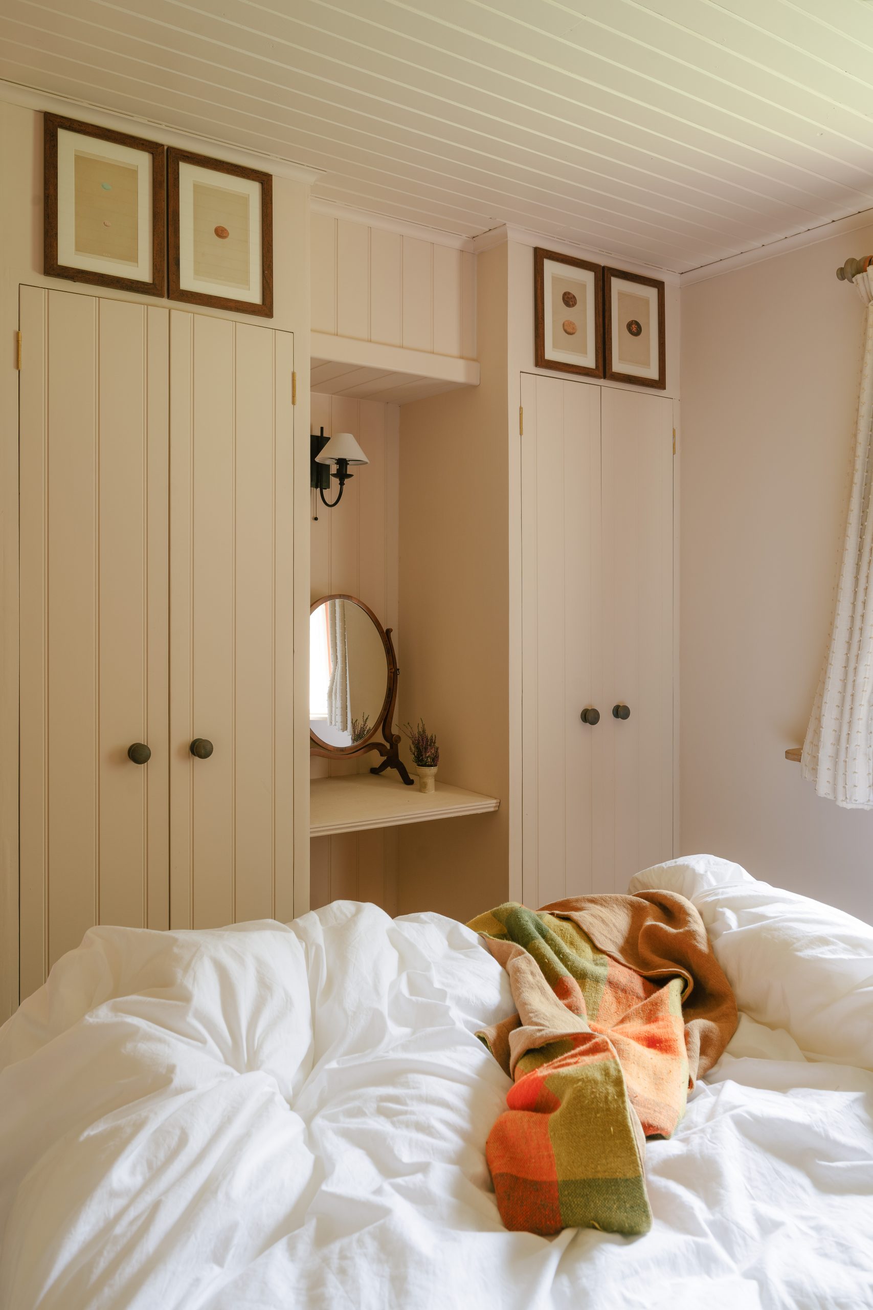 chambre maison en bois sur le loch Sunart chambre maison en bois sur le loch Sunart