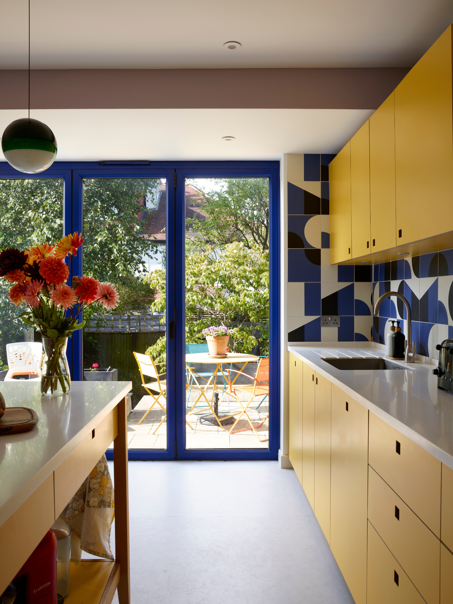 cuisine jaune contemporaine Pluck cuisine jaune contemporaine Pluck