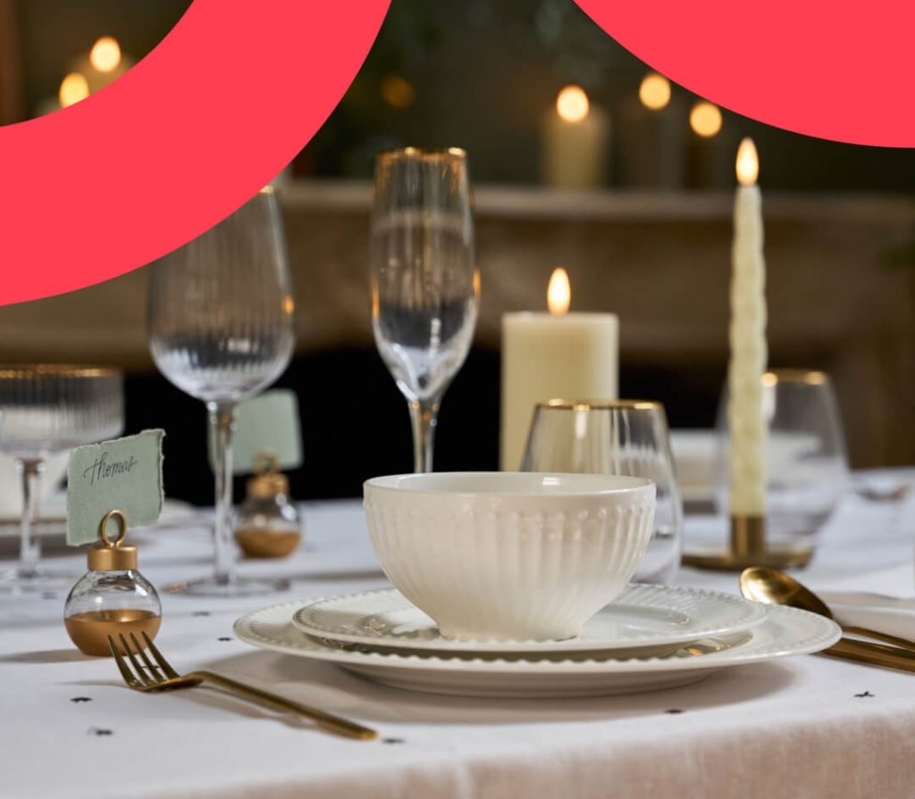 table de fête vaisselle blanche table de fête vaisselle blanche